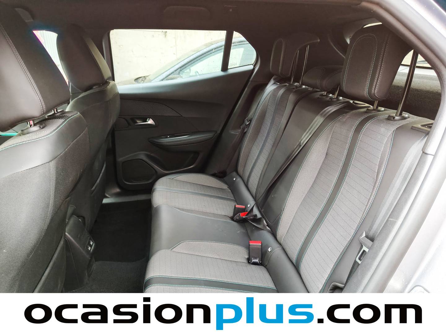 Foto Peugeot 2008 Peugeot 2008 PureTech 100 S&S Allure Pack  (100 CV)