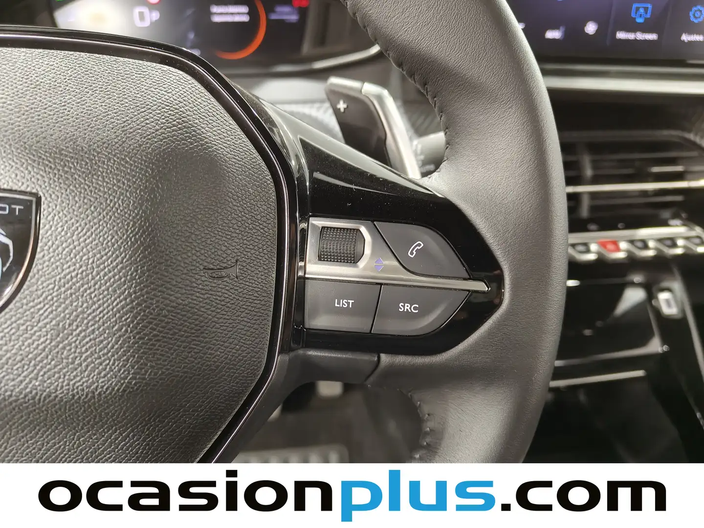 Foto Peugeot 2008 Peugeot 2008 Allure Hybrid eDCS6 (136 CV)