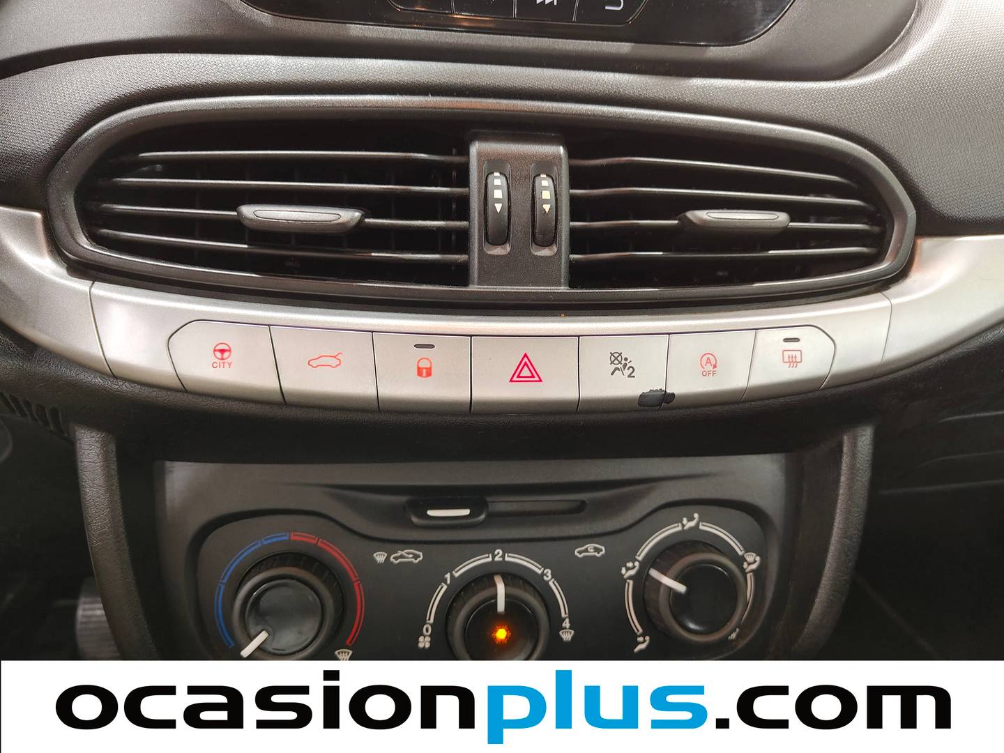 Extras del Fiat Tipo Fiat Tipo Sedan 1.4 Fire Pop (95 CV)