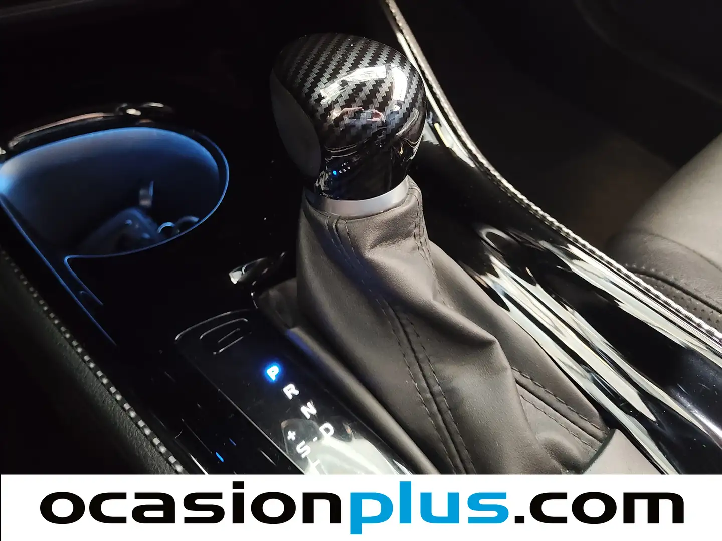 Foto Toyota C-HR Toyota C-HR 180H Kaji Edition (184 CV)