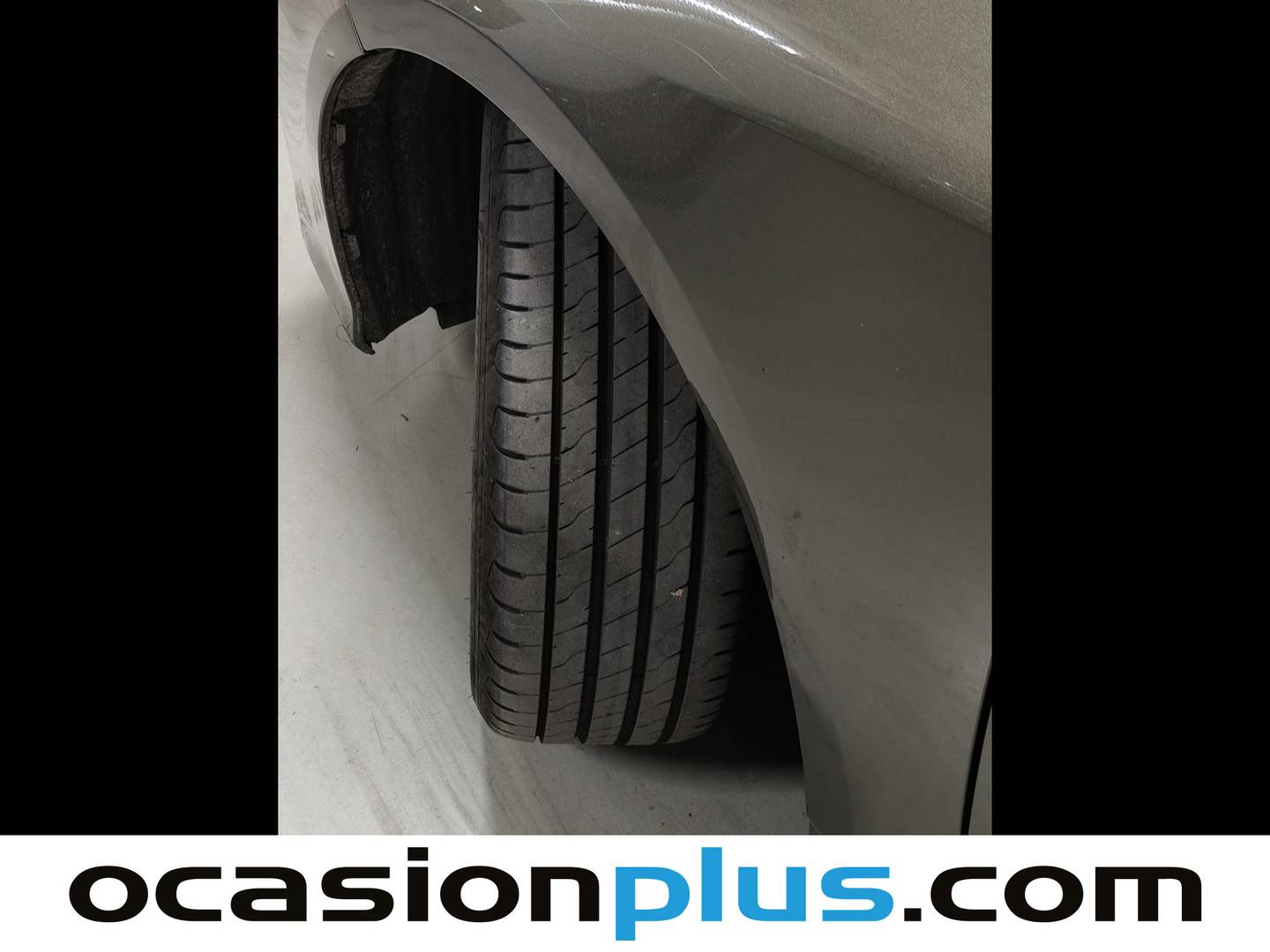 Toyota Corolla Toyota Corolla 1.8 125H Business Plus E-CVT (122 CV) de ocasión