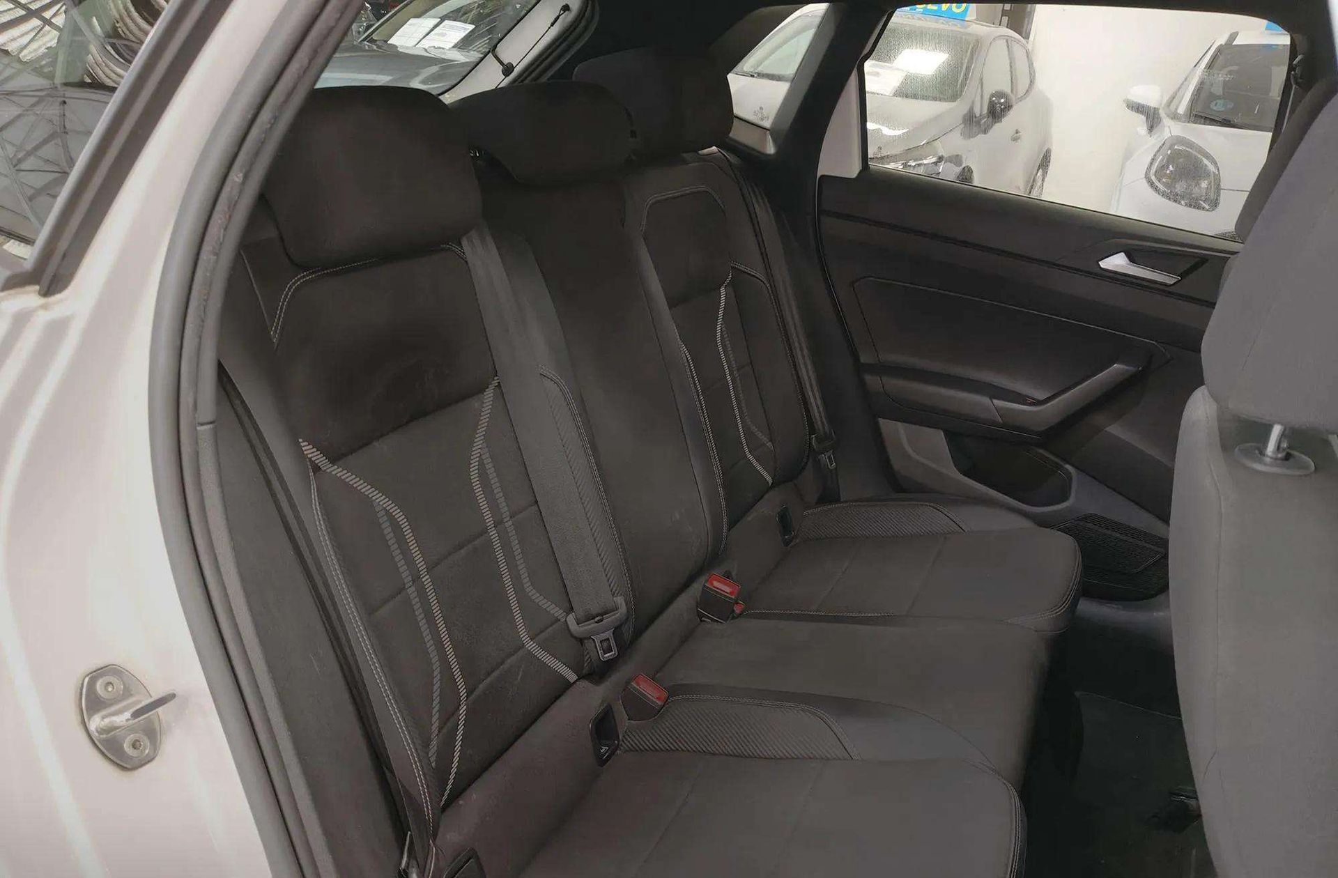 Volkswagen Polo R-Line 1.0 TSI DSG - foto 18