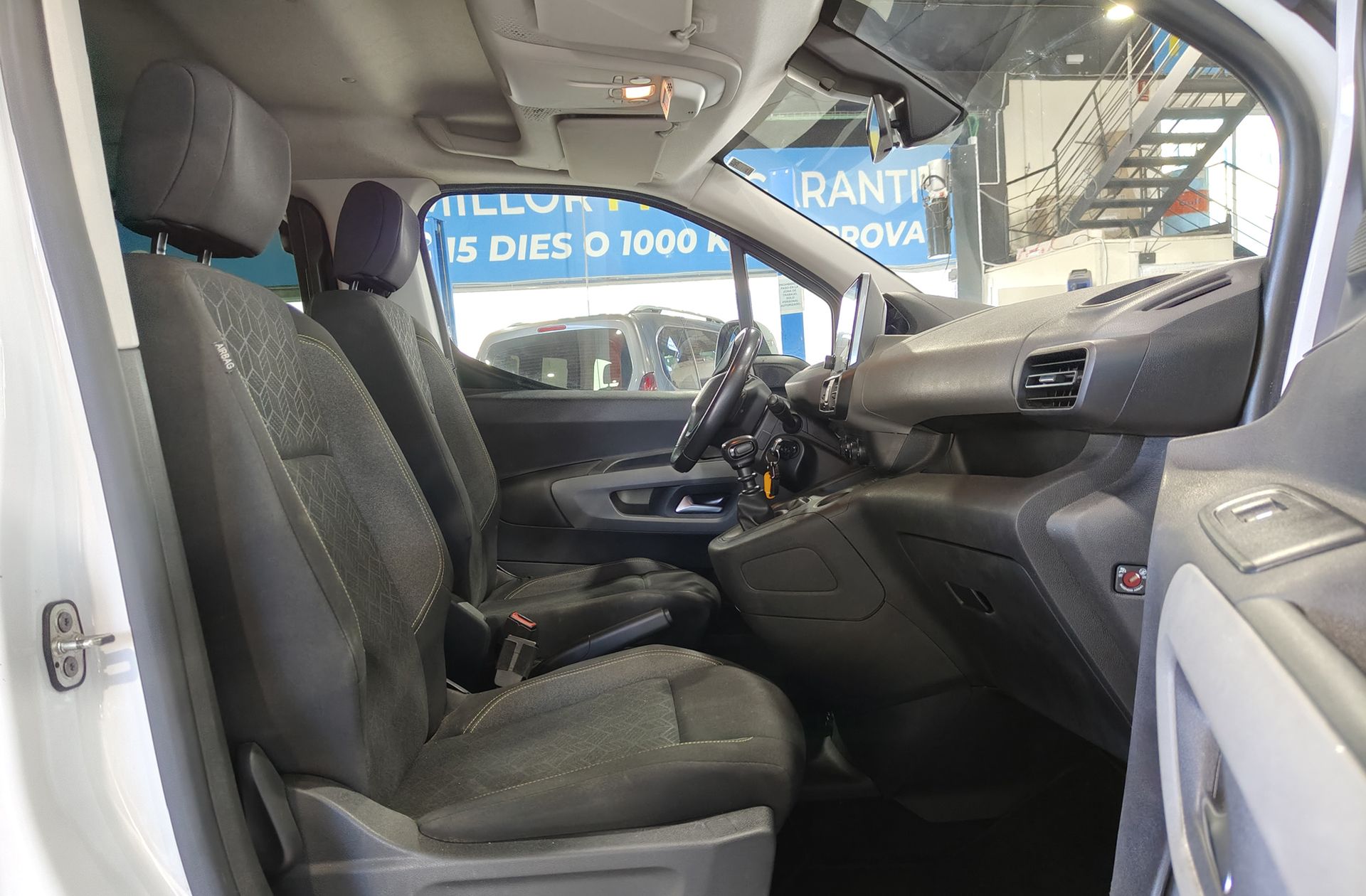 Peugeot Rifter BlueHDi 130 Active Standard - foto 14