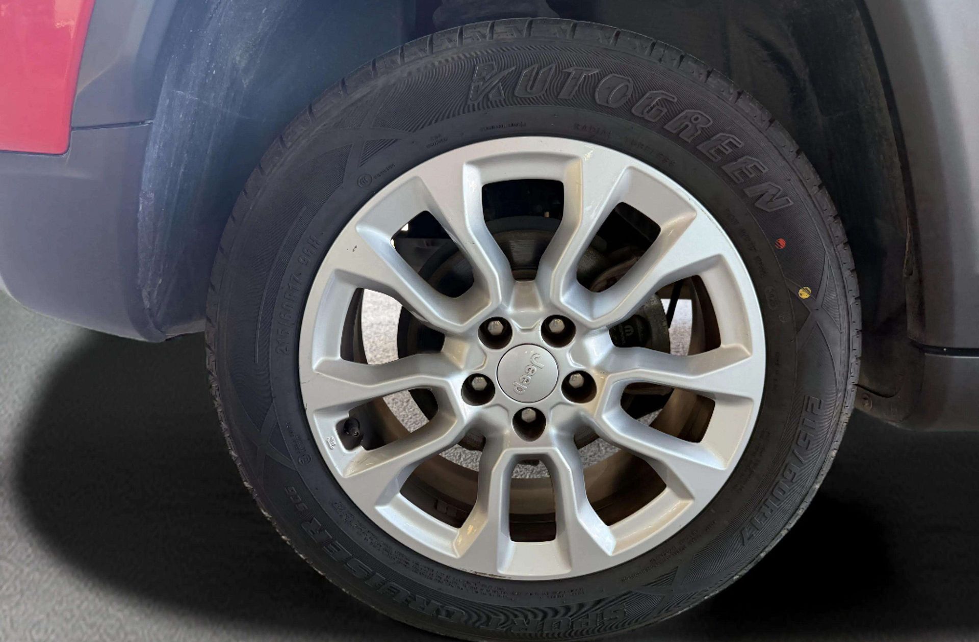 Jeep Compass eHybrid 1.5 MHEV Longitude DCT - foto 26
