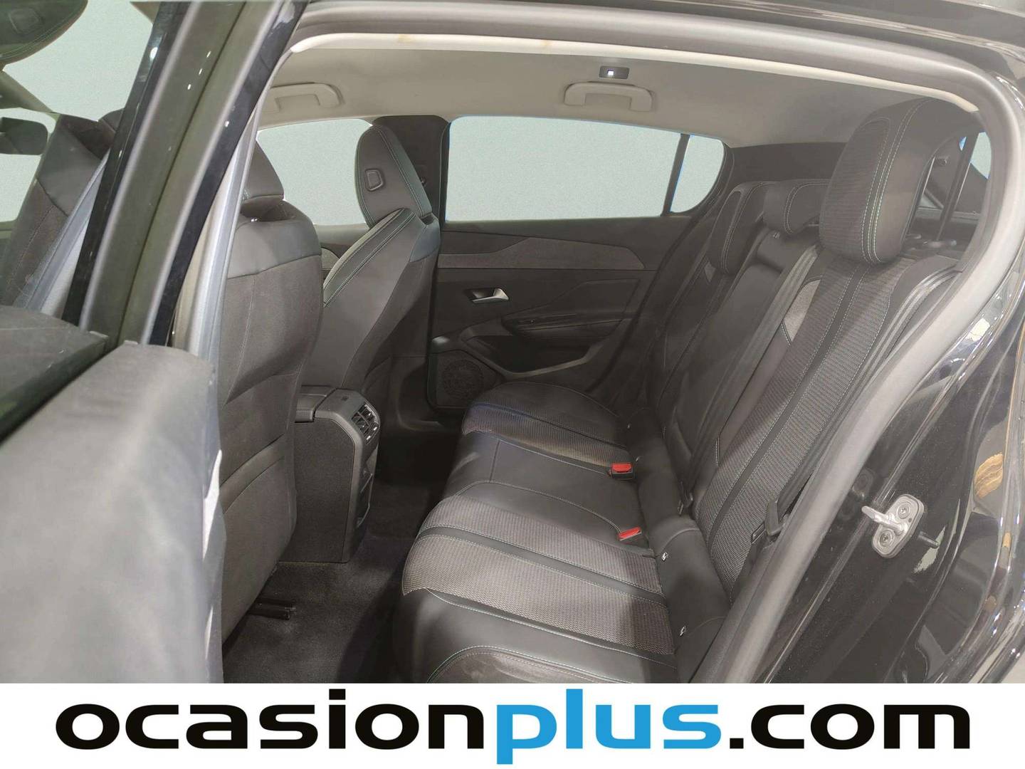 Foto asientos traseros Peugeot 308 Peugeot 308 BlueHDi 130 S&S Allure EAT8 (130 CV)