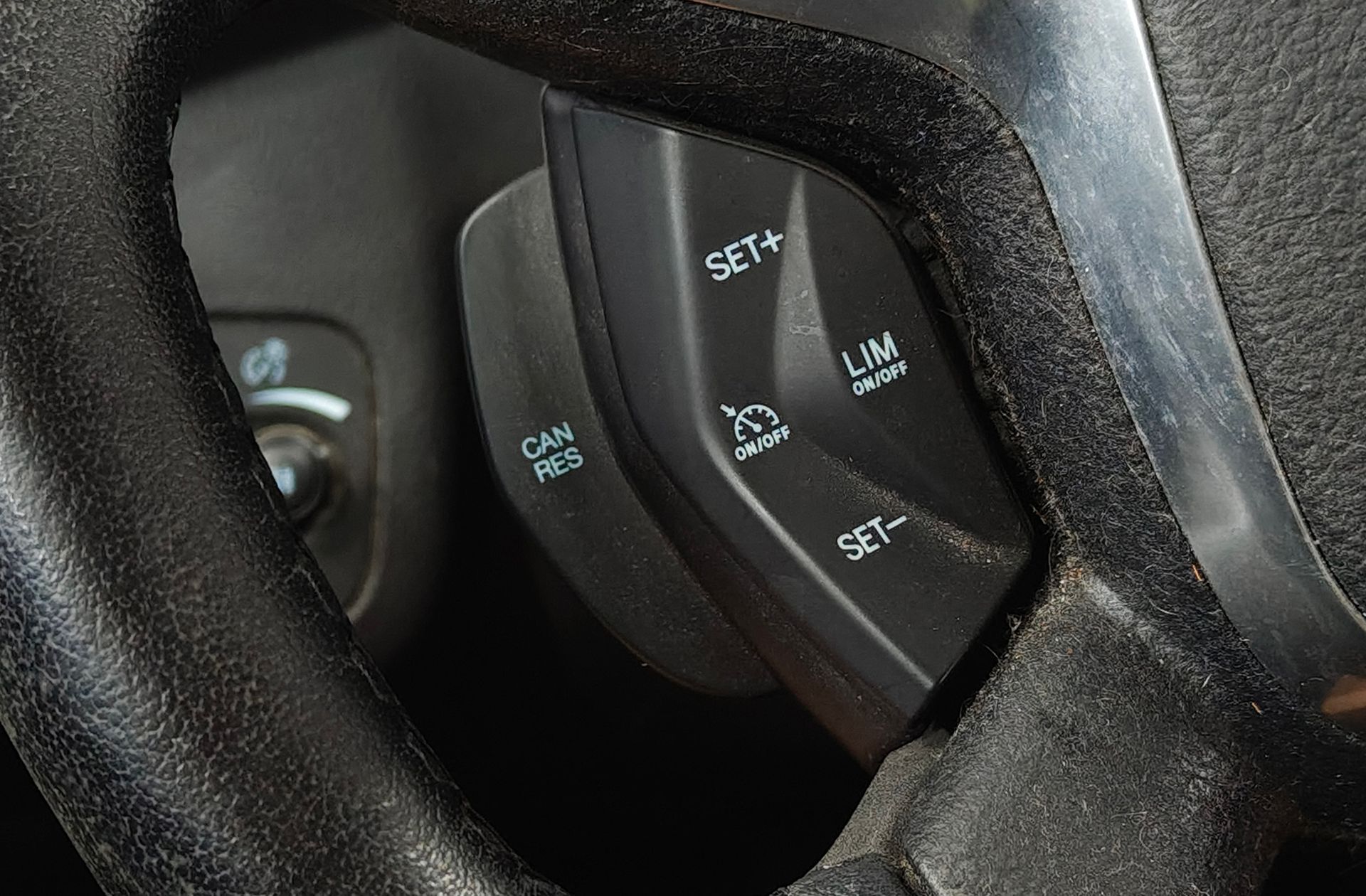 Ford Kuga 1.6 EcoBoost 4x2 Trend - foto 19