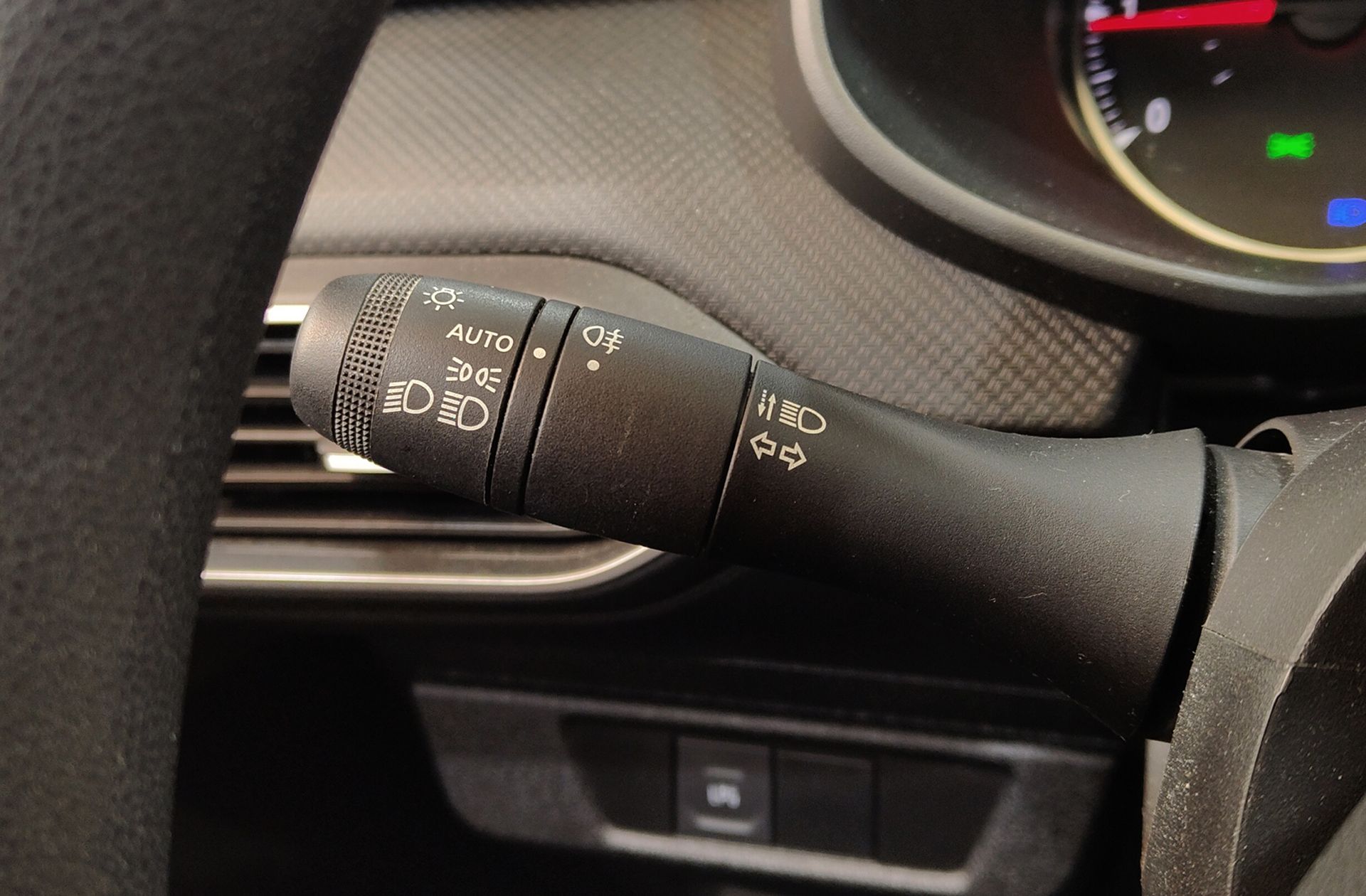 Dacia Sandero Essential ECO-G - foto 24