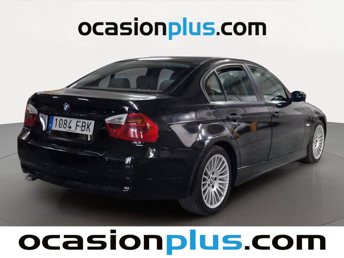 Foto trasera BMW Serie 3 BMW Serie 3 318d (122 CV) derecha