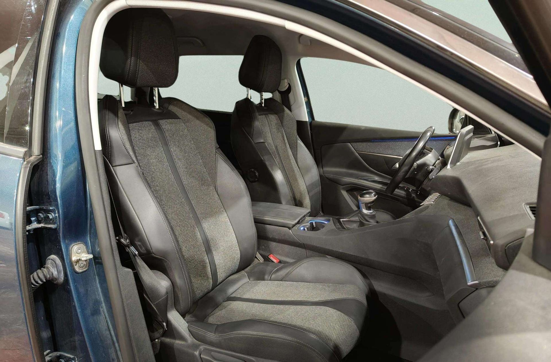 Peugeot 5008 BlueHDi 130 Allure 7 plazas - foto 19