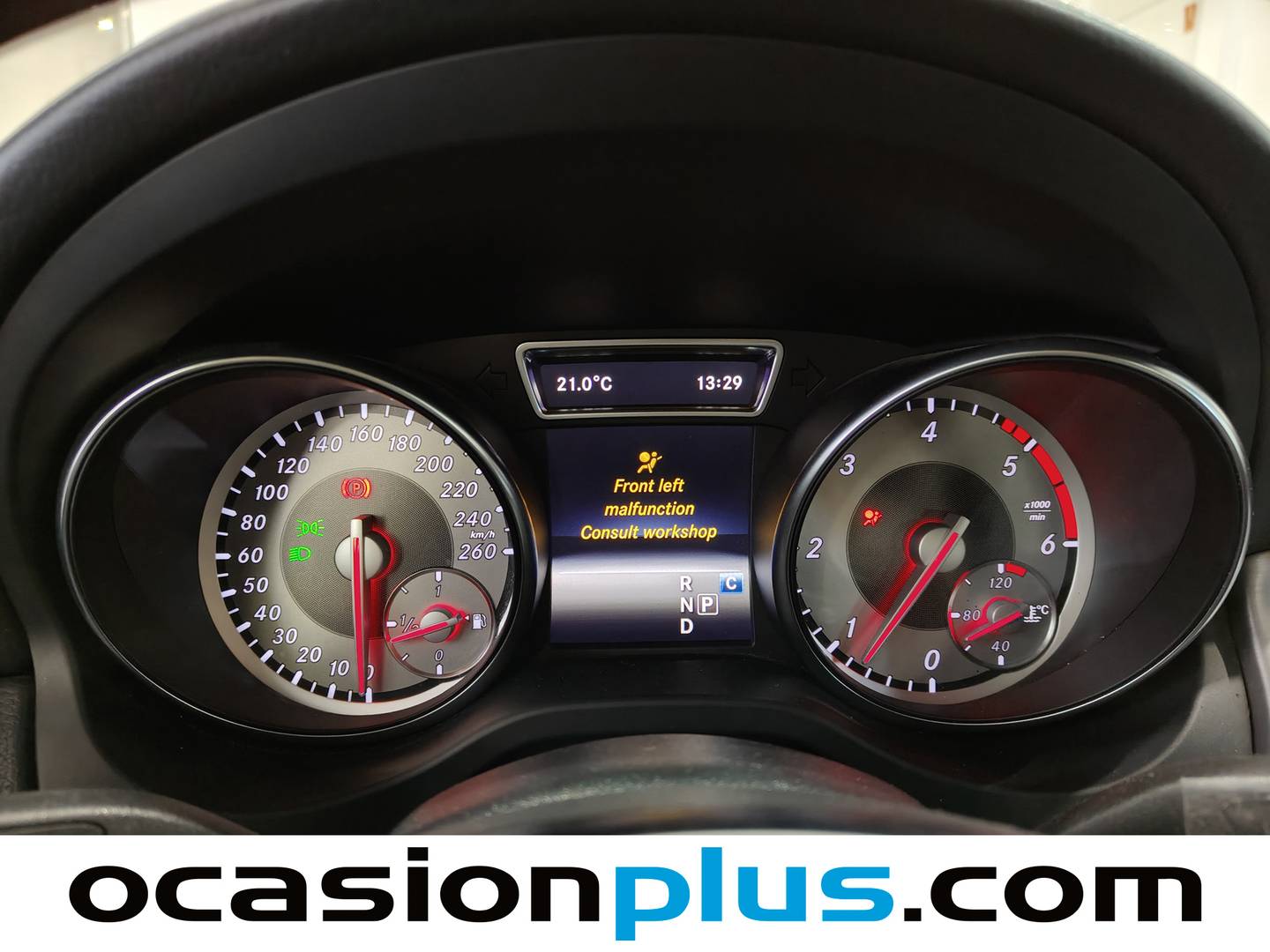 Foto Mercedes GLA Mercedes-Benz GLA GLA 200 d AMG Line  (136 CV)