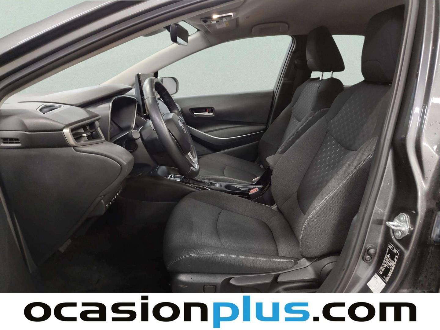 Foto asientos delanteros Toyota Corolla Toyota Corolla 140H Style (140 CV)