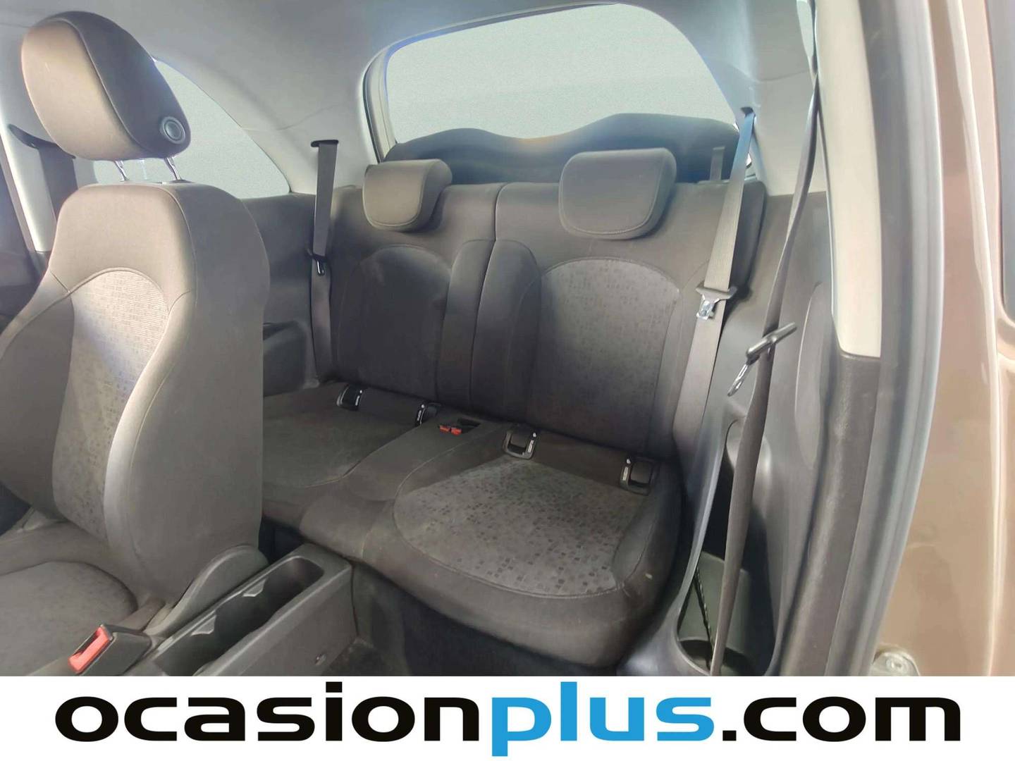 Foto Opel Adam Opel Adam 1.4 XEL Glam (87 CV)