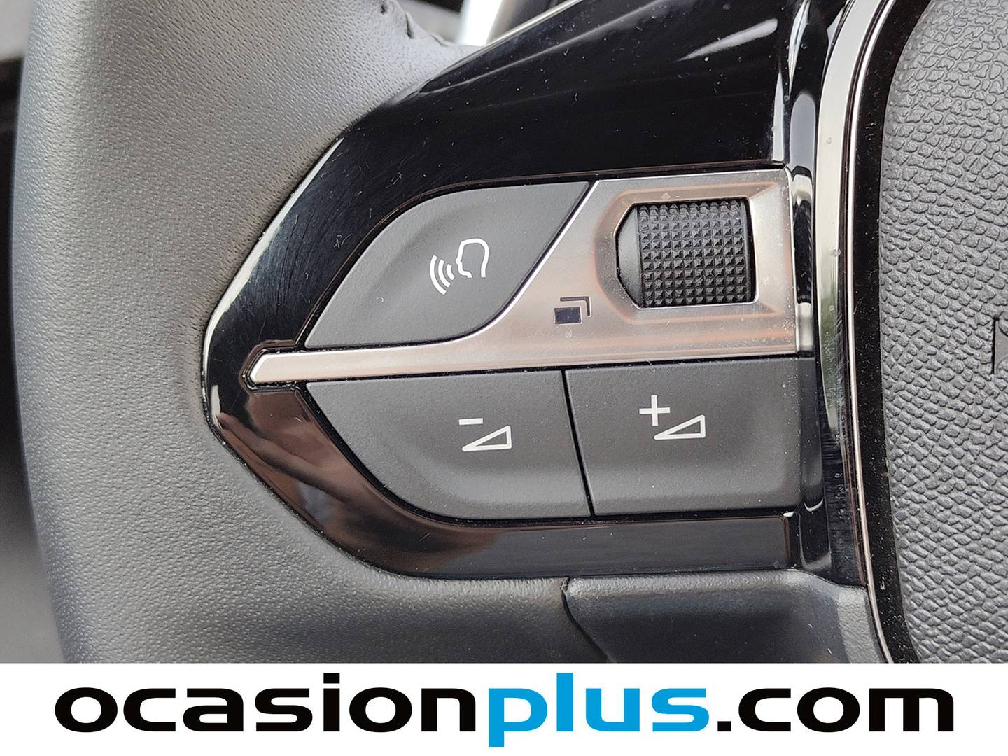 Peugeot 2008 Peugeot 2008 Allure Hybrid eDCS6 (145 CV) 145cv