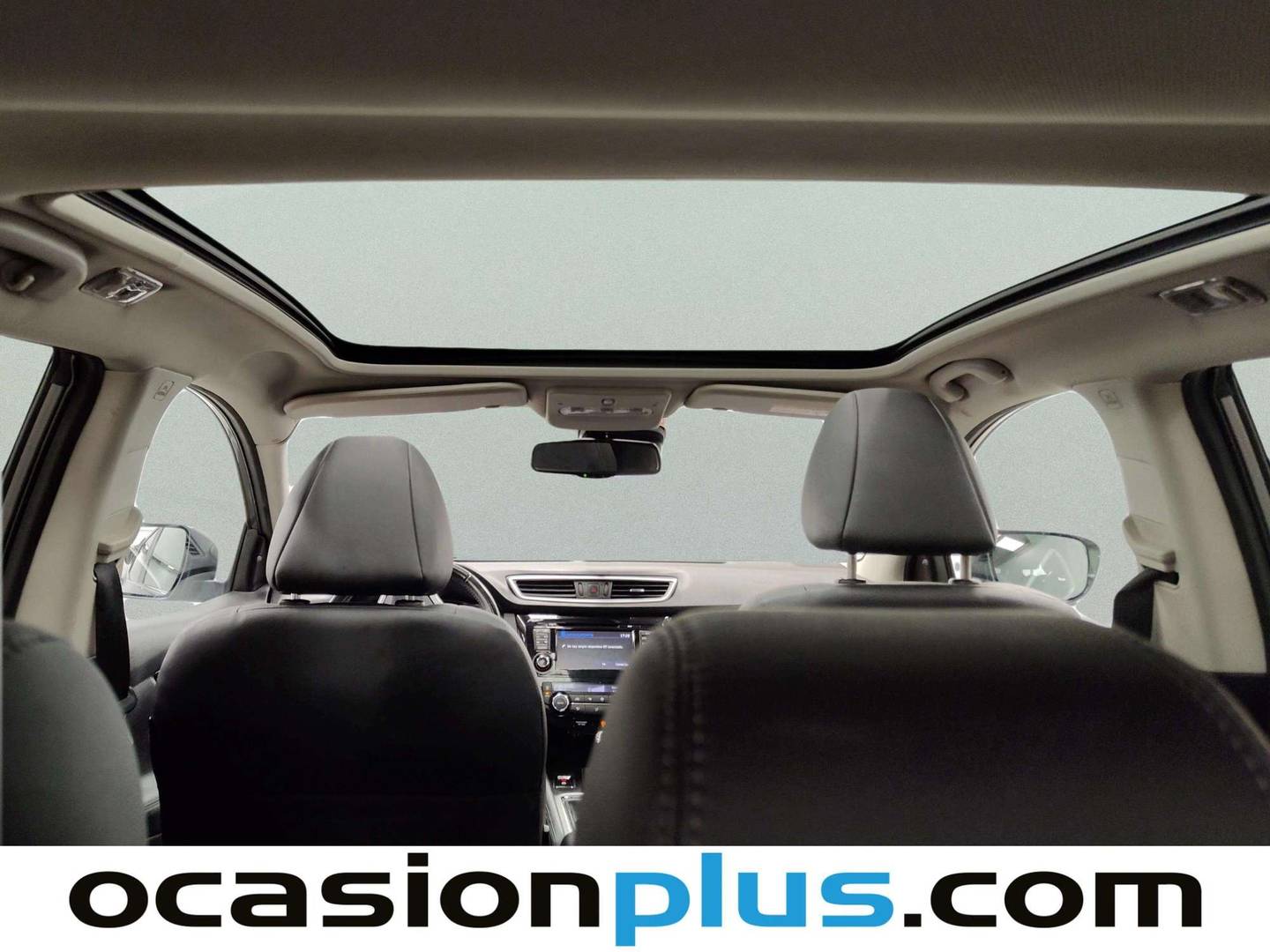 Extras y acabados del Nissan QASHQAI Nissan Qashqai dCi 130 Tekna Piel 4x2 (130 CV)