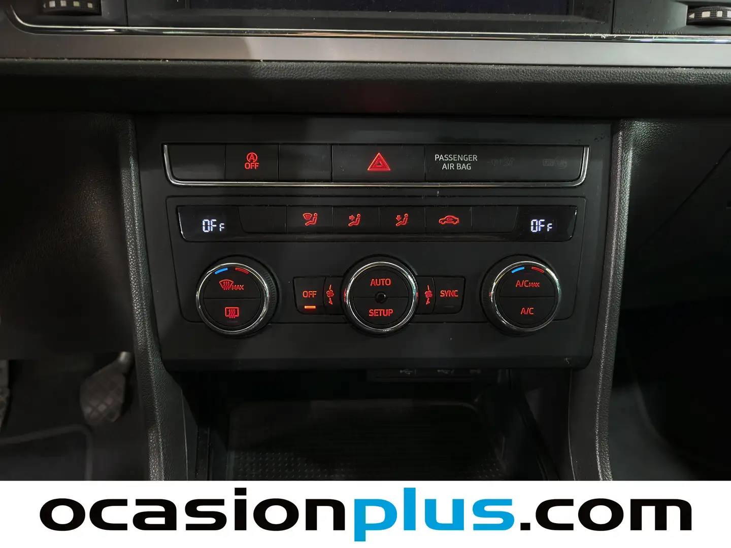 Foto Seat León SEAT León ST 1.6 TDI S&S Style Plus (115 CV)