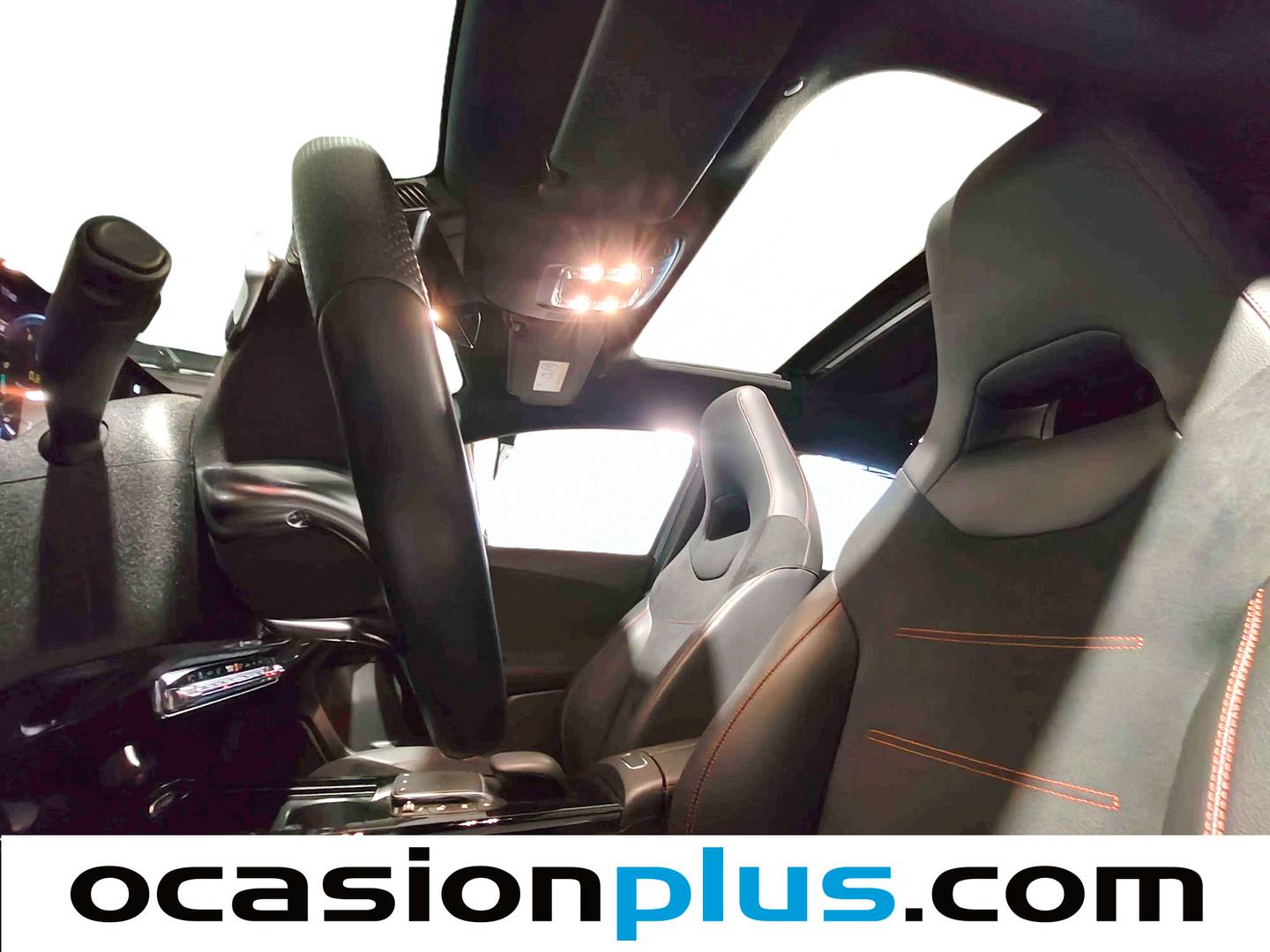 Extras y acabados del Mercedes Clase A Mercedes-Benz Clase A 180 (136 CV)Pack AMG