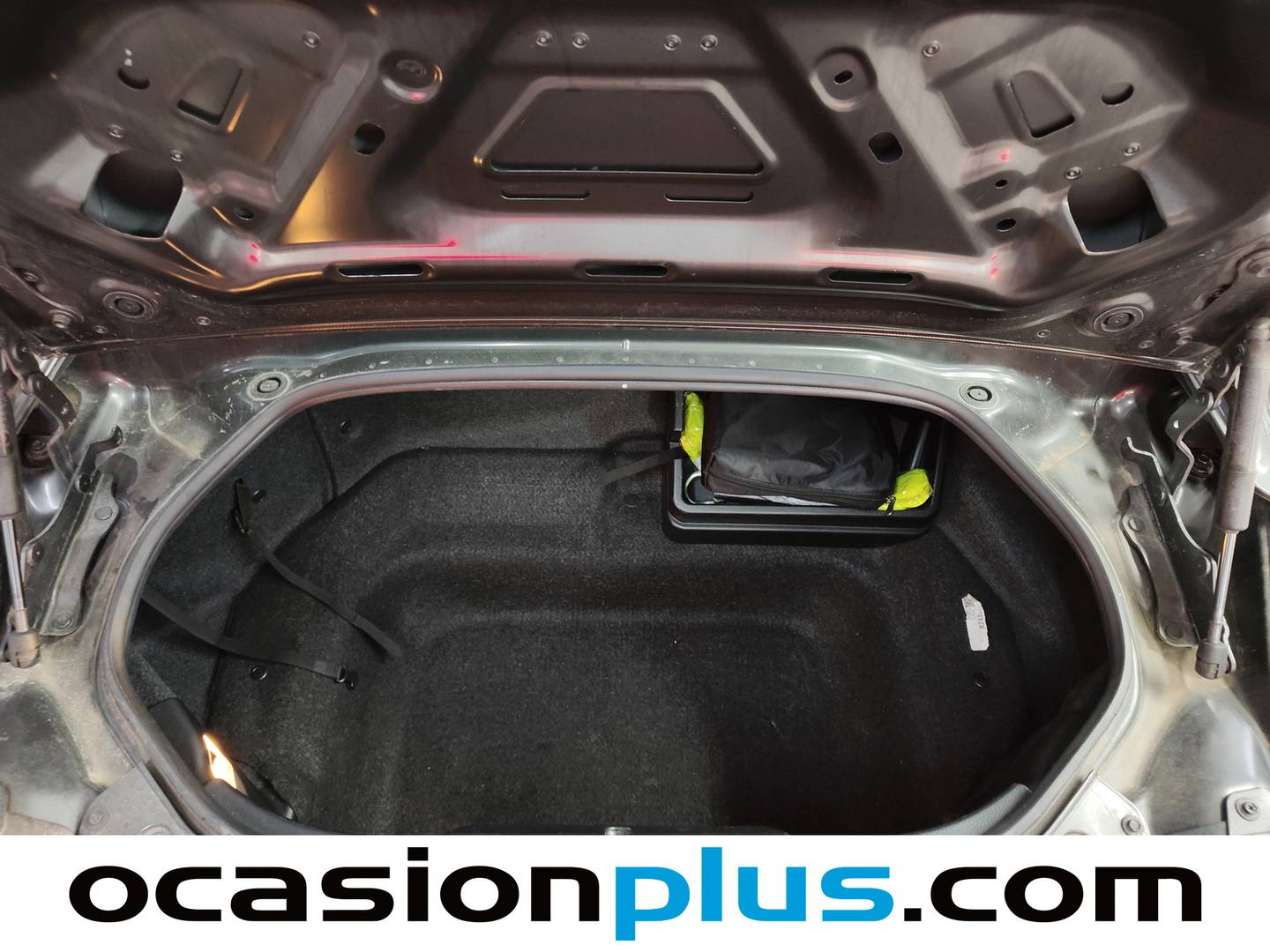 Foto asientos traseros Mazda MX-5 Mazda MX-5 1.5 Zenith Nappa RF (132 CV)