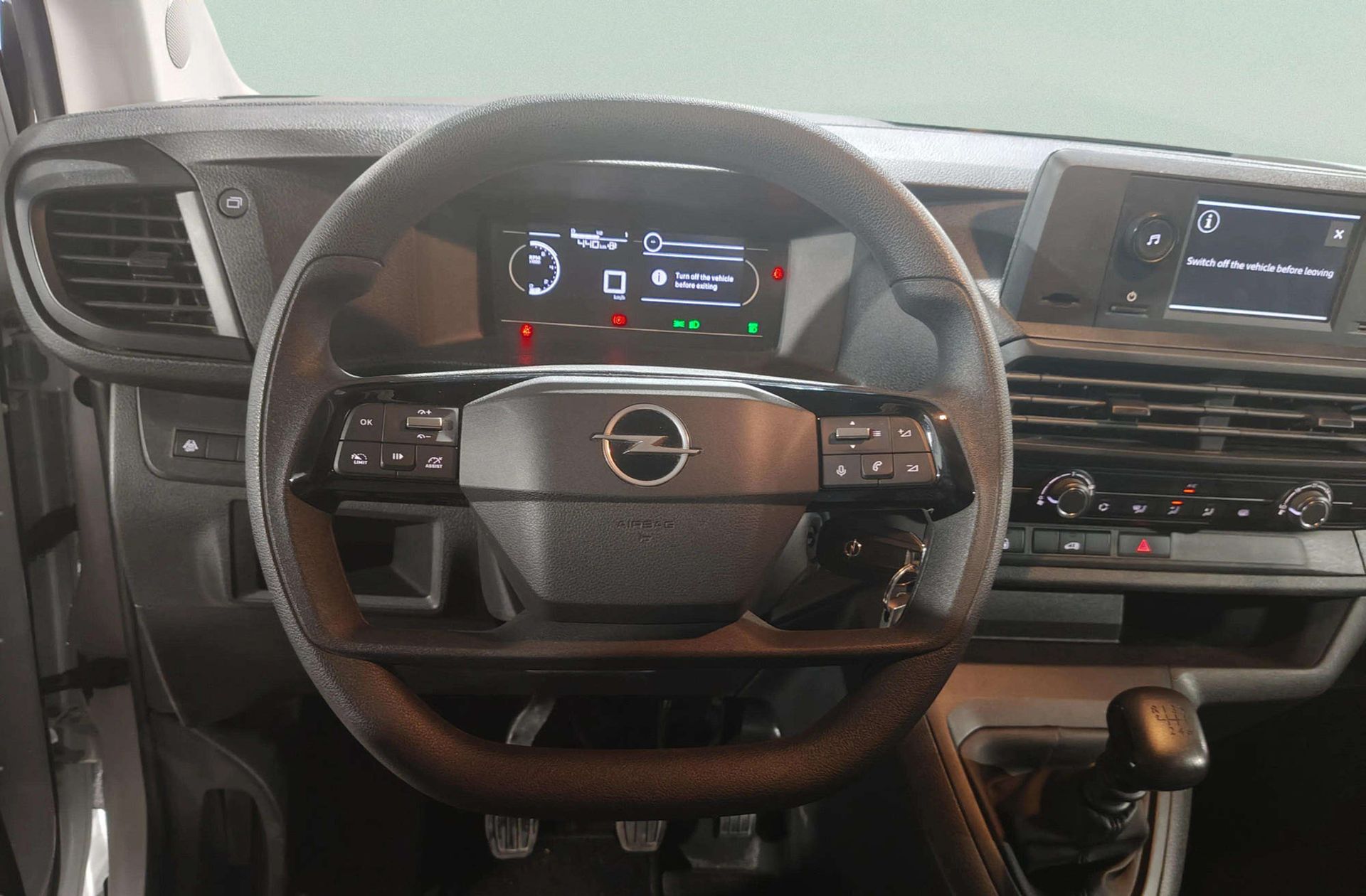 Opel Vivaro Furgon BlueHDi 120 - foto 16