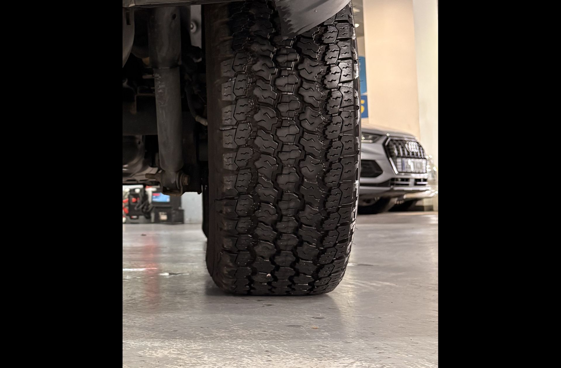 Jeep Wrangler 2.2 CRD Sahara 8ATX - foto 35