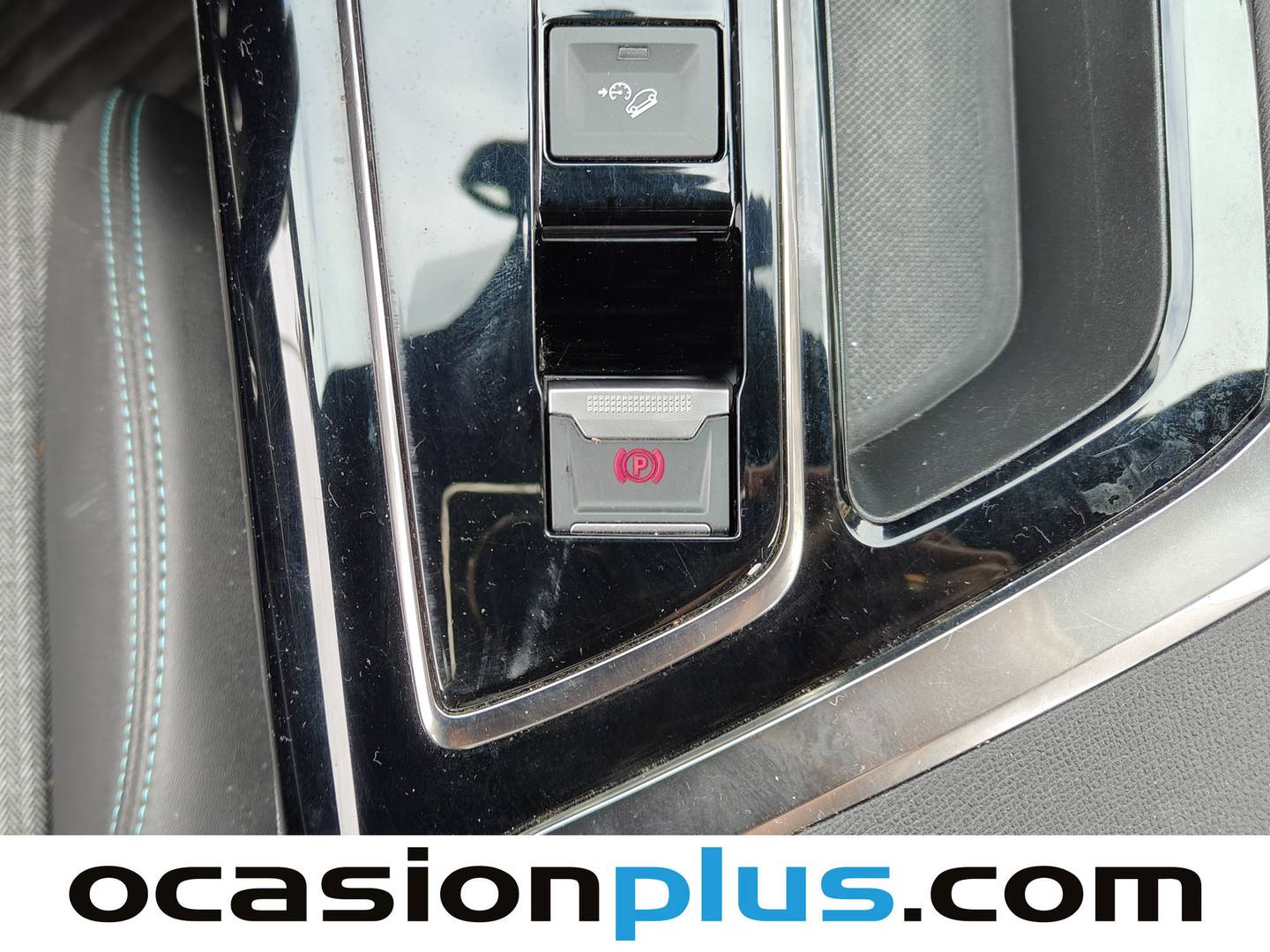 Peugeot 3008 Hybrid Peugeot 3008 Hybrid 300 Allure Pack e-EAT8  (300 CV) de ocasión