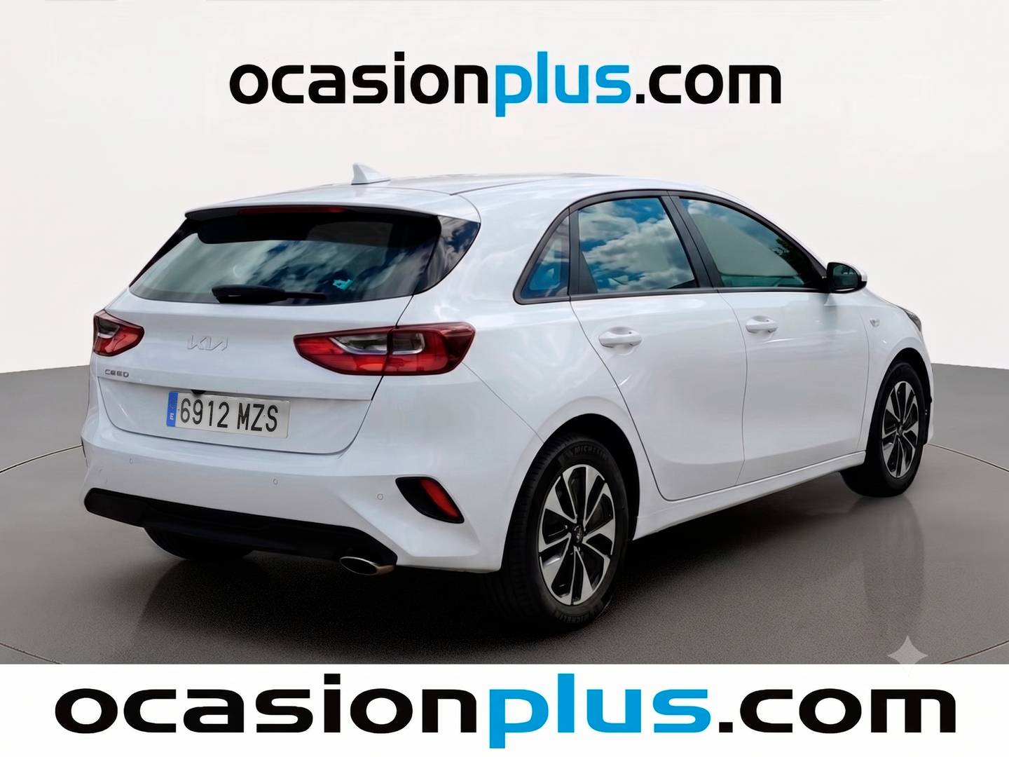 Foto trasera KIA Ceed KIA Ceed 1.0 T-GDI Drive (100 CV) derecha