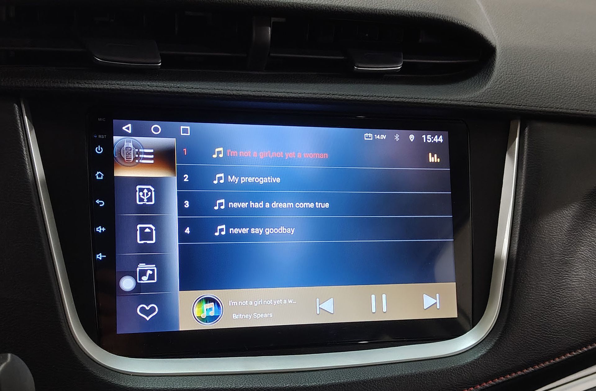 SWM G01 1.5T Luxury - foto 33
