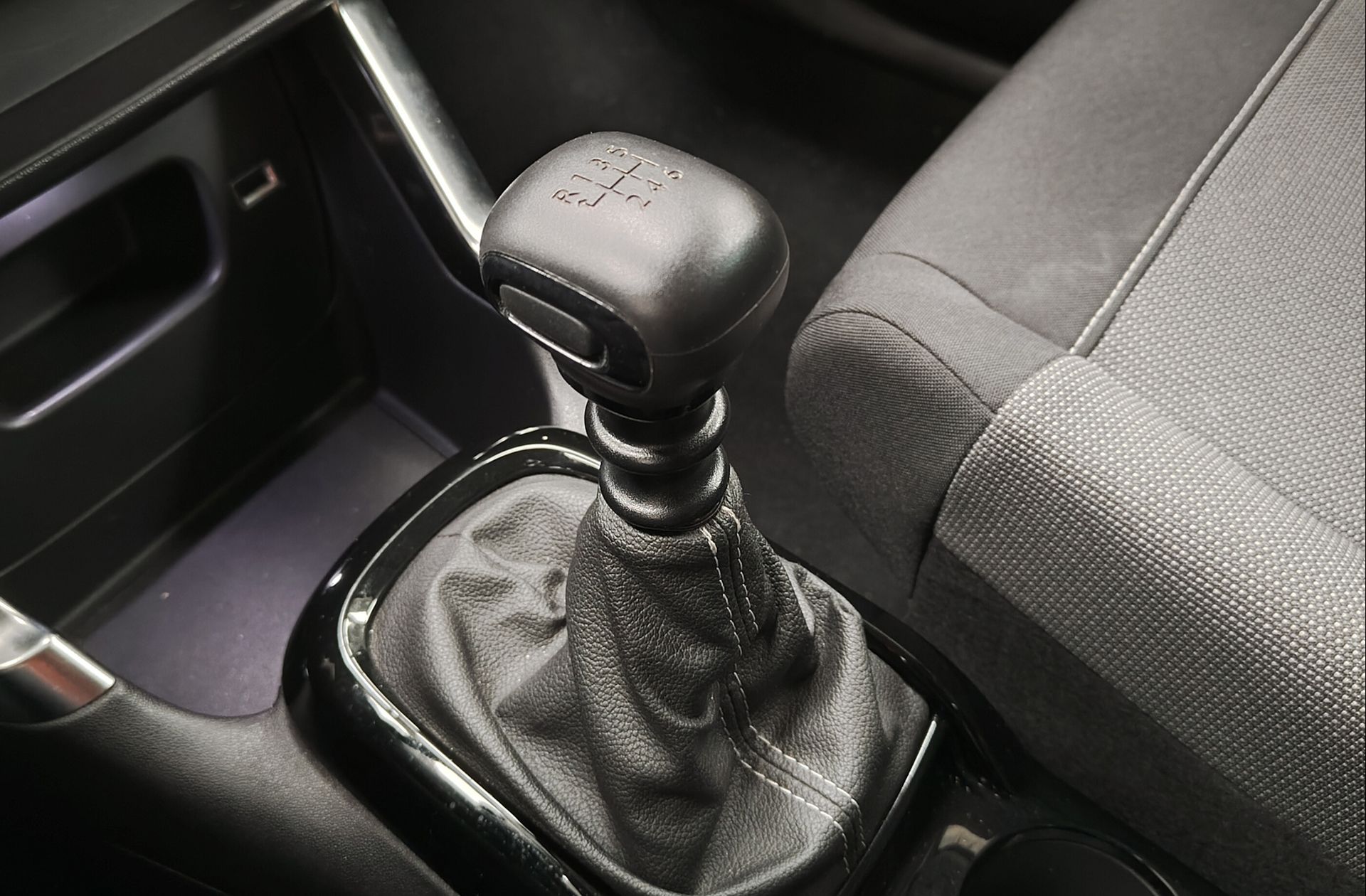 Citroën C3 Aircross PureTech 110 Plus - foto 5