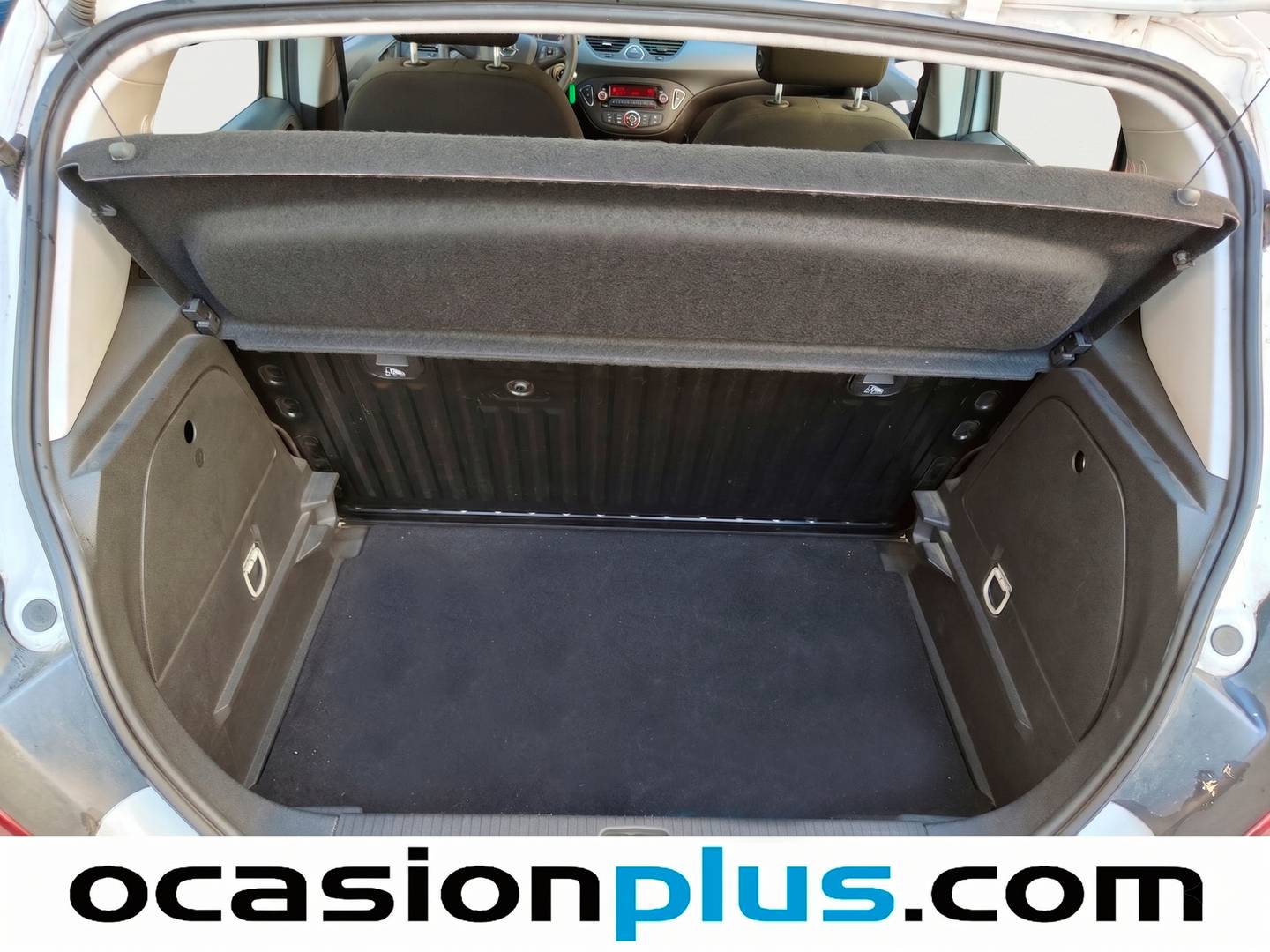 Fotos maletero Opel Corsa Opel Corsa 1.4 Expression (75 CV)