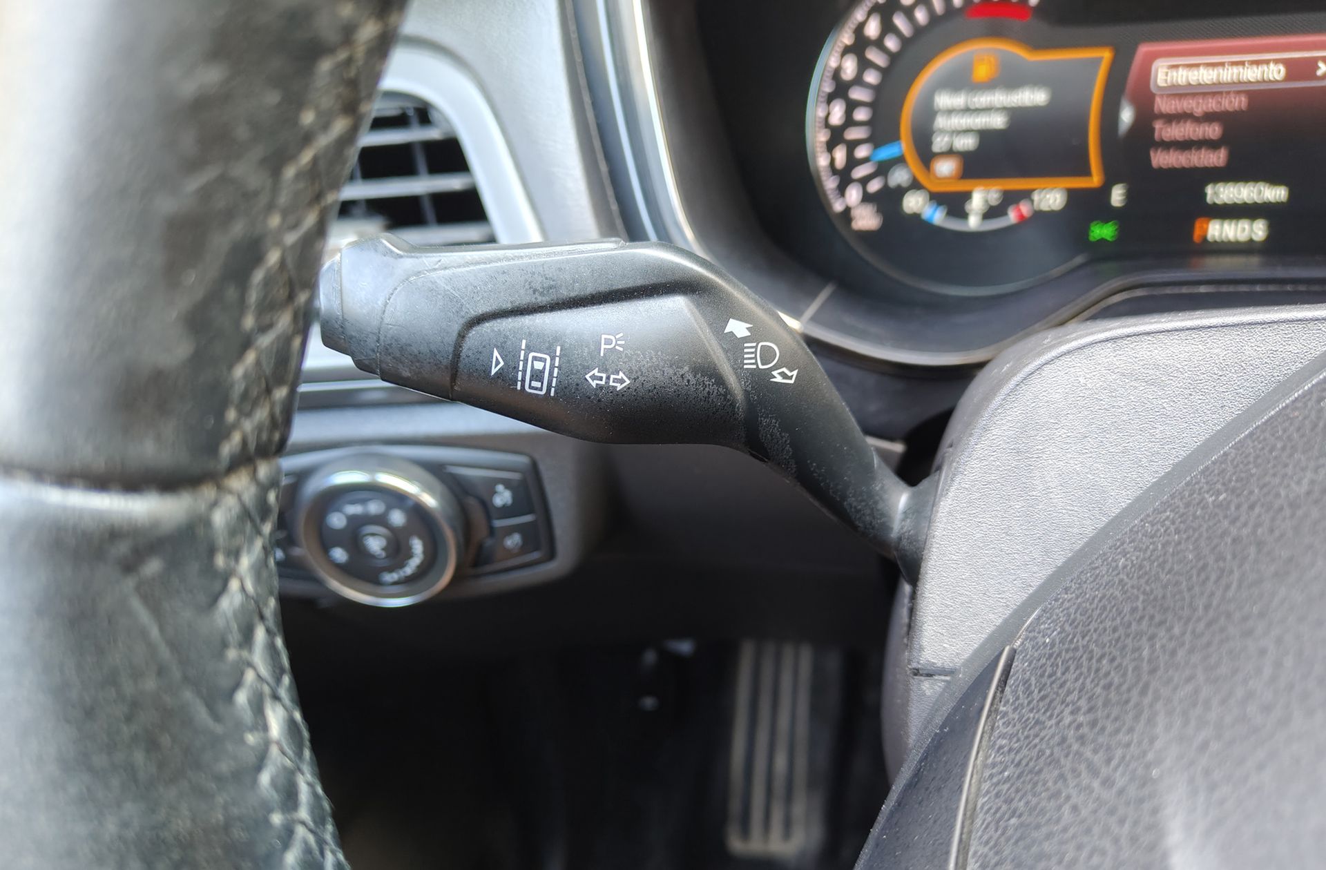 Ford Mondeo 1.5 EcoBoost Titanium Powershift - foto 23
