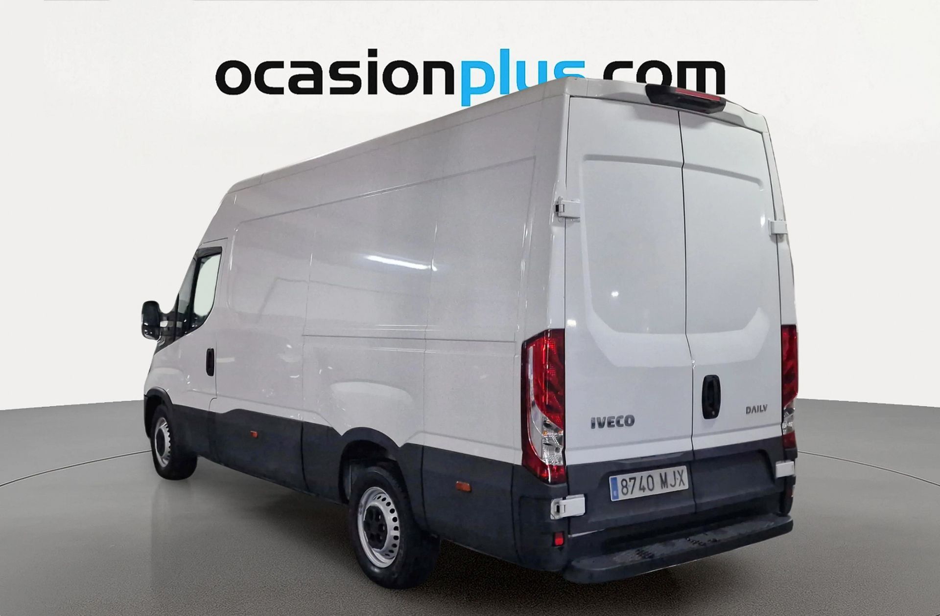 Iveco Daily Furgon 35S 16H V 3520/H2 3 plazas - foto 3