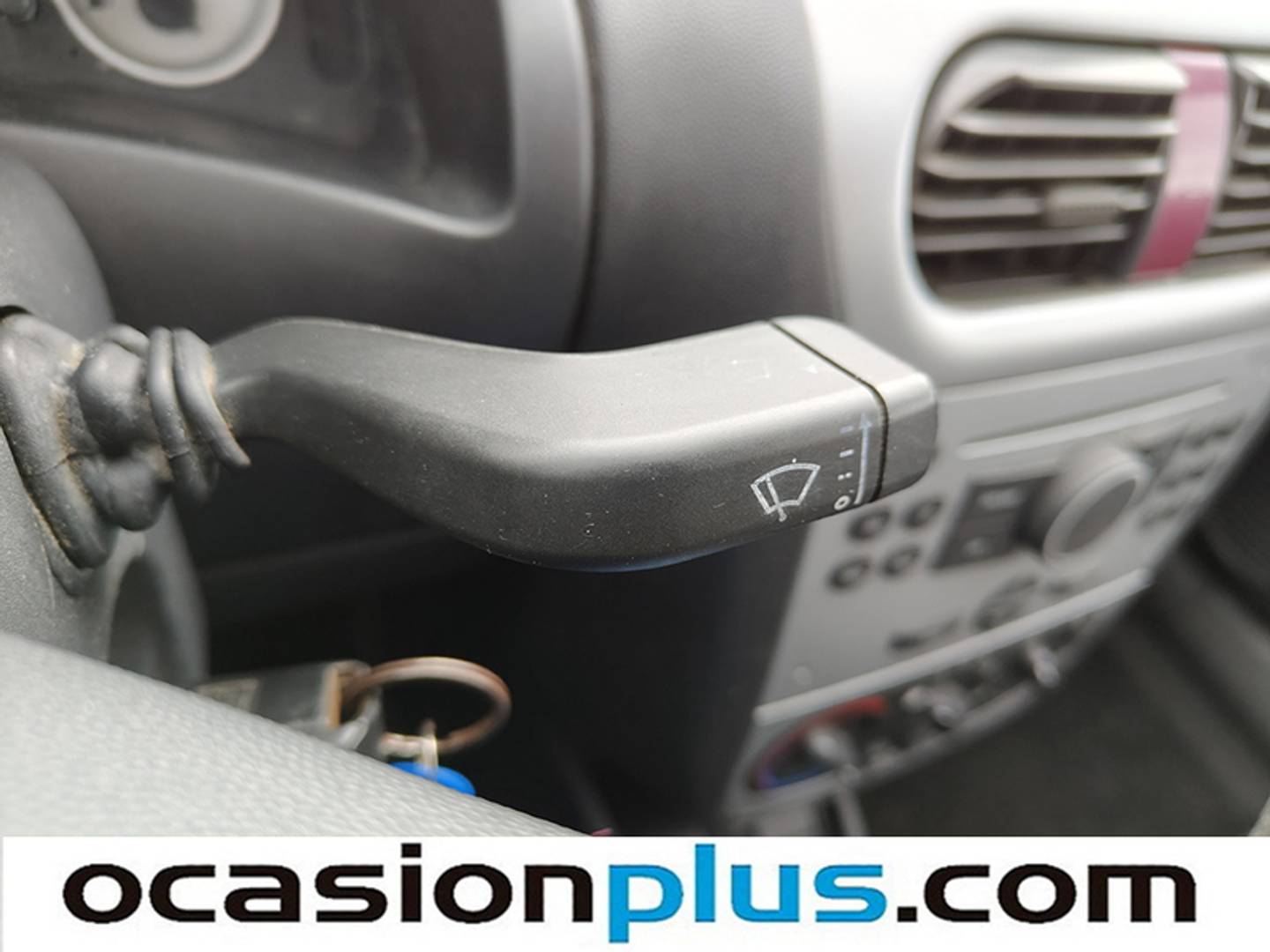 Foto Opel Corsa Opel Corsa 1.2 16v Silverline Base (80 CV)