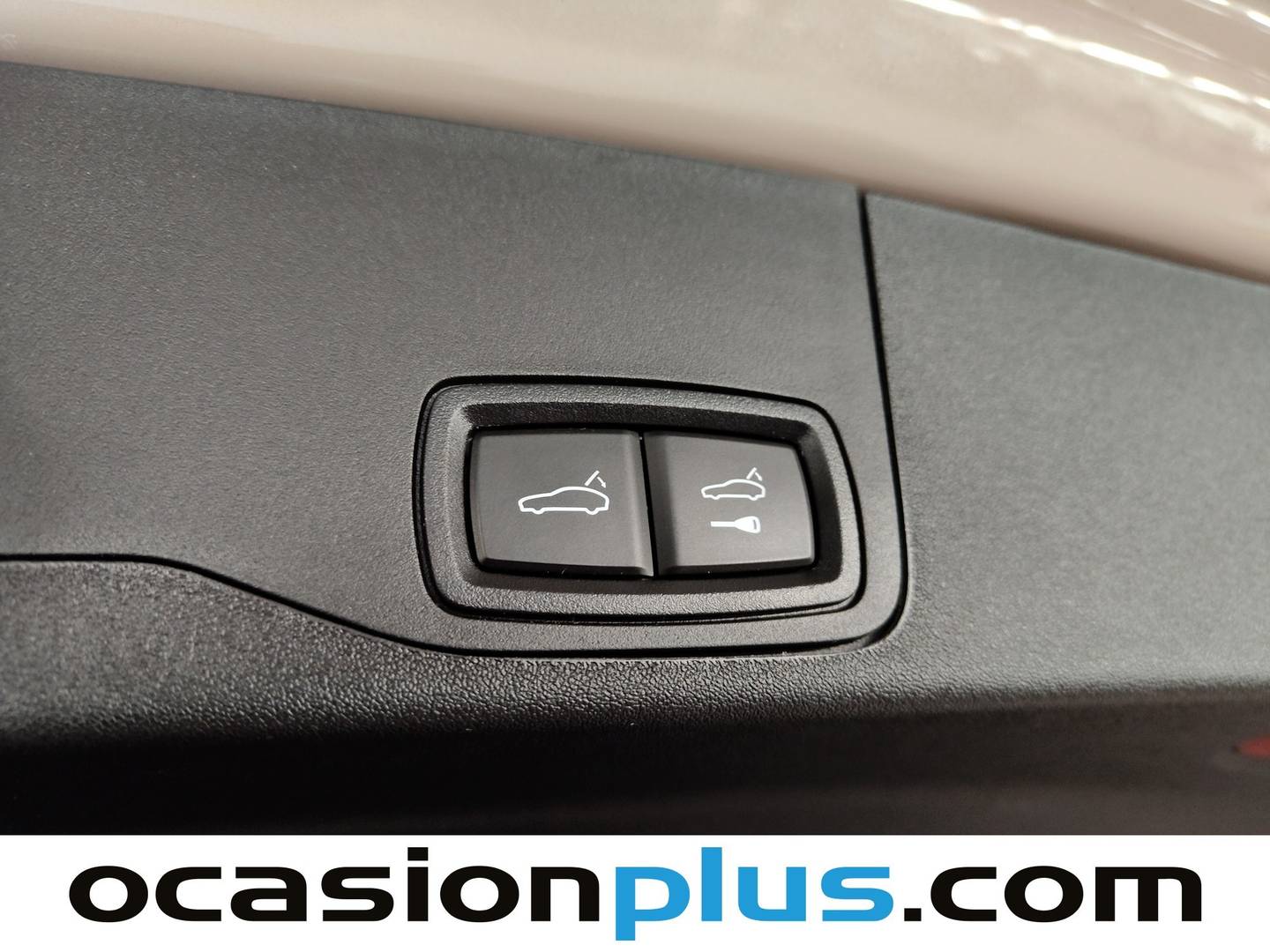 Foto Porsche Taycan Porsche Taycan 4 Cross Turismo (476 CV)