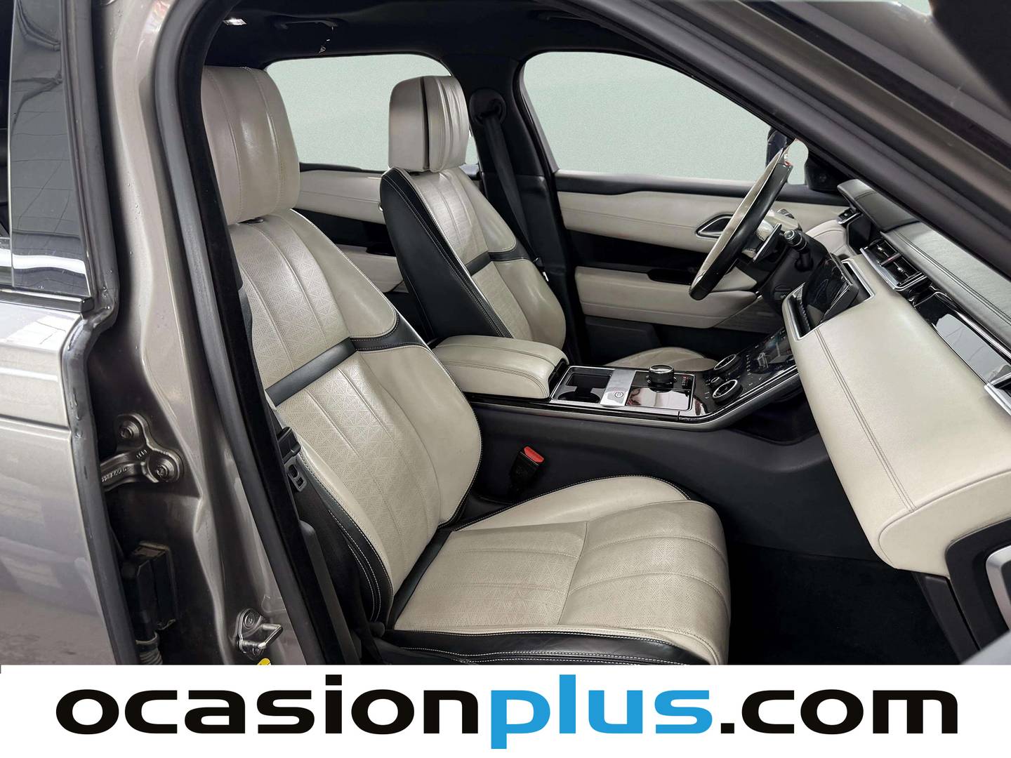Land Rover Range Rover Velar Land Rover Range Rover Velar D300 R-Dynamic SE 4WD Auto (300 CV) seminuevo