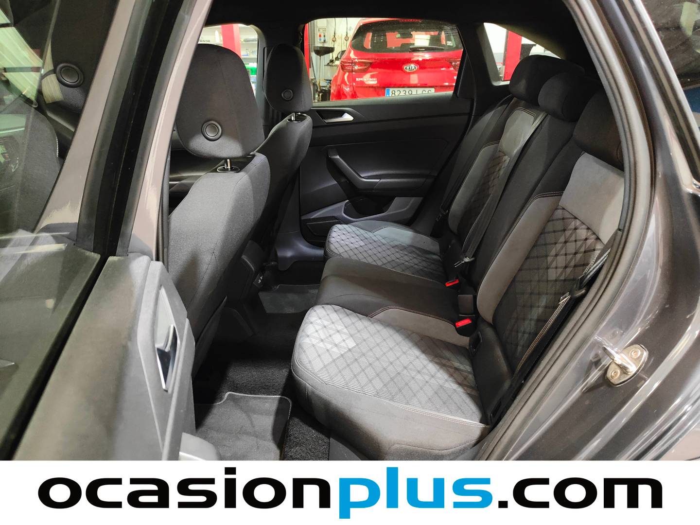 Foto Volkswagen Taigo Volkswagen Taigo R-Line 1.0 TSI (110 CV) DSG