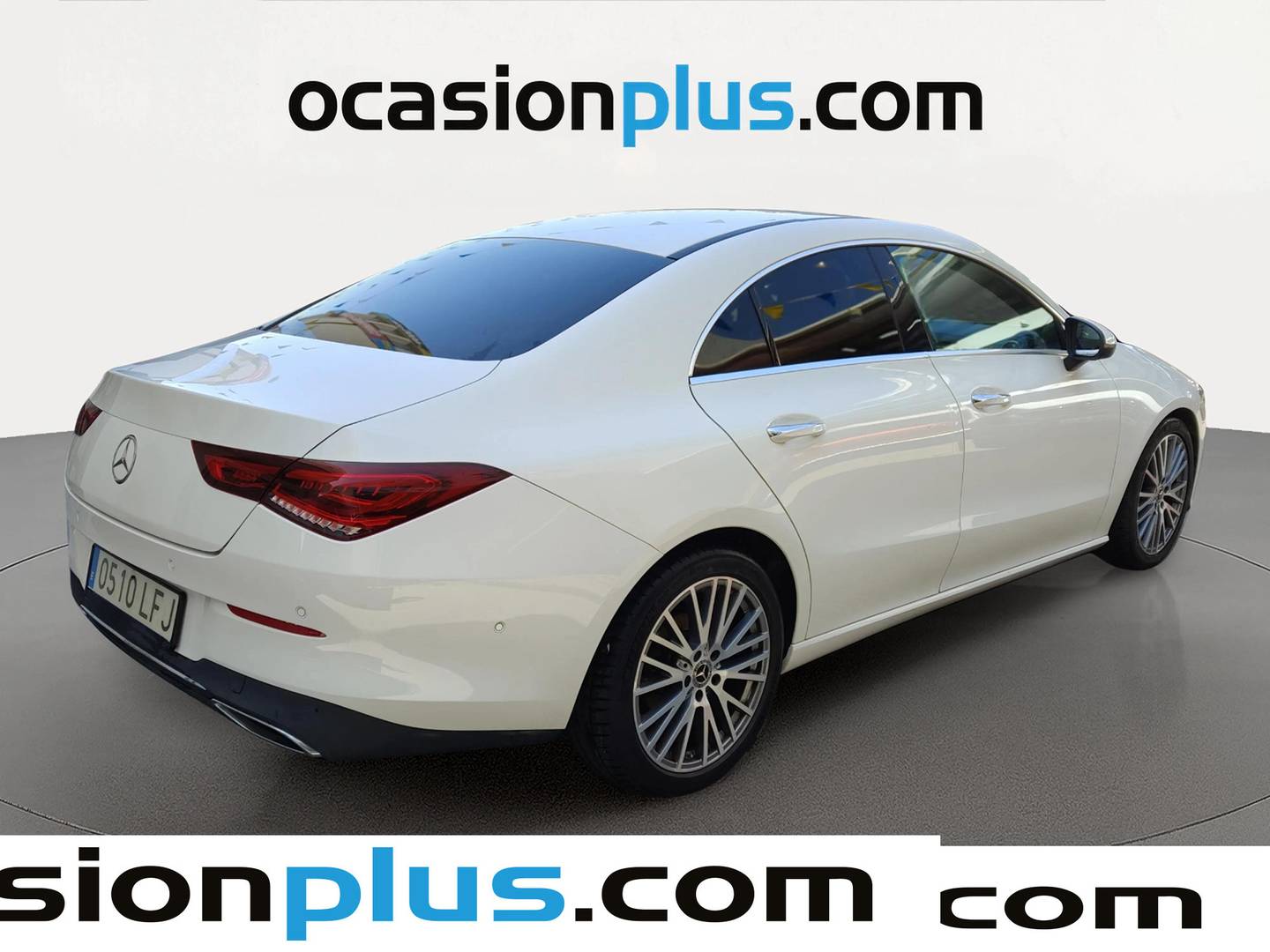 Foto trasera Mercedes CLA Mercedes CLA 180 (136 CV) derecha