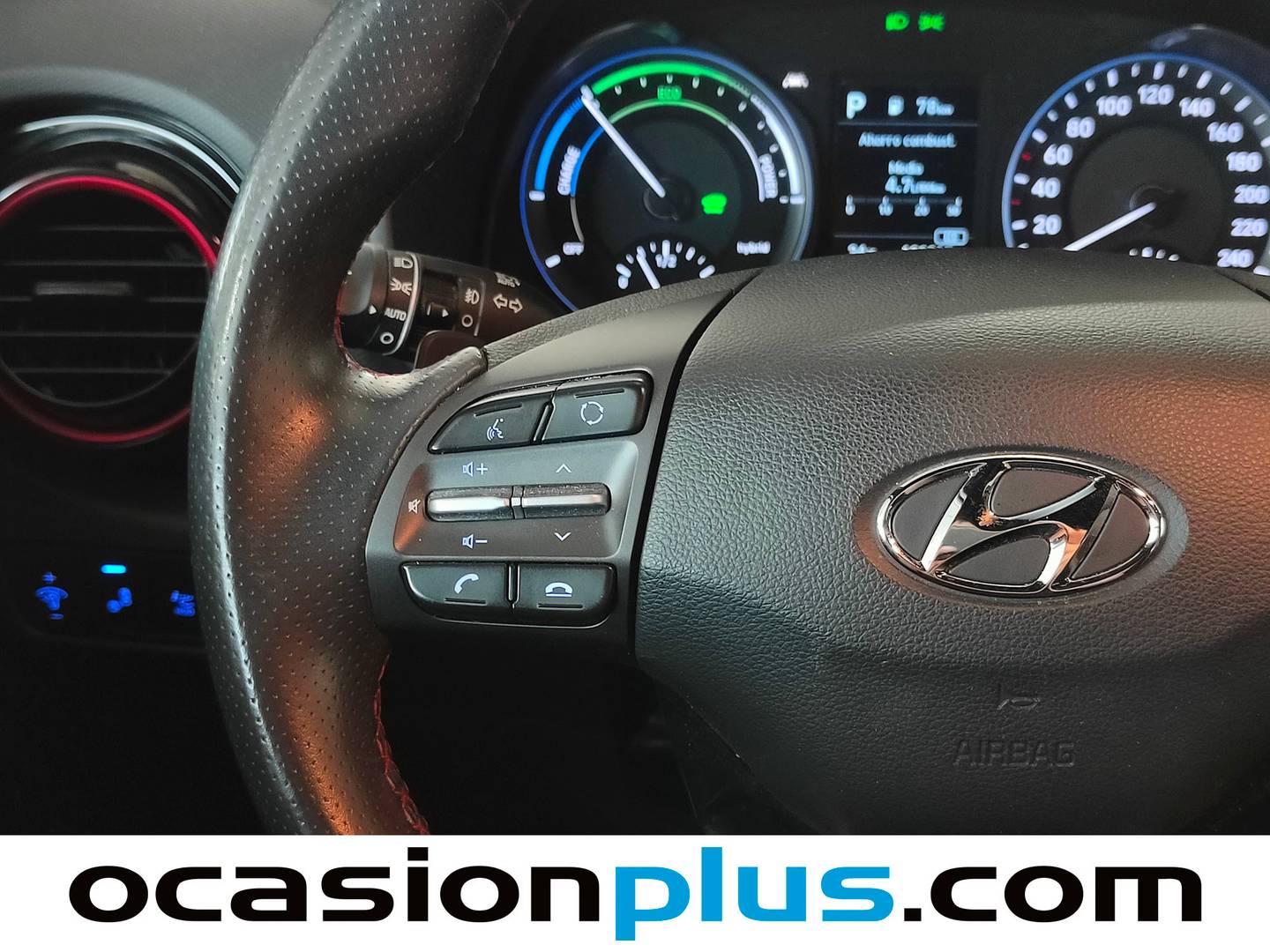 Hyundai Kona Hyundai Kona 1.6 GDI HEV Tecno Red DT (141 CV) seminuevo