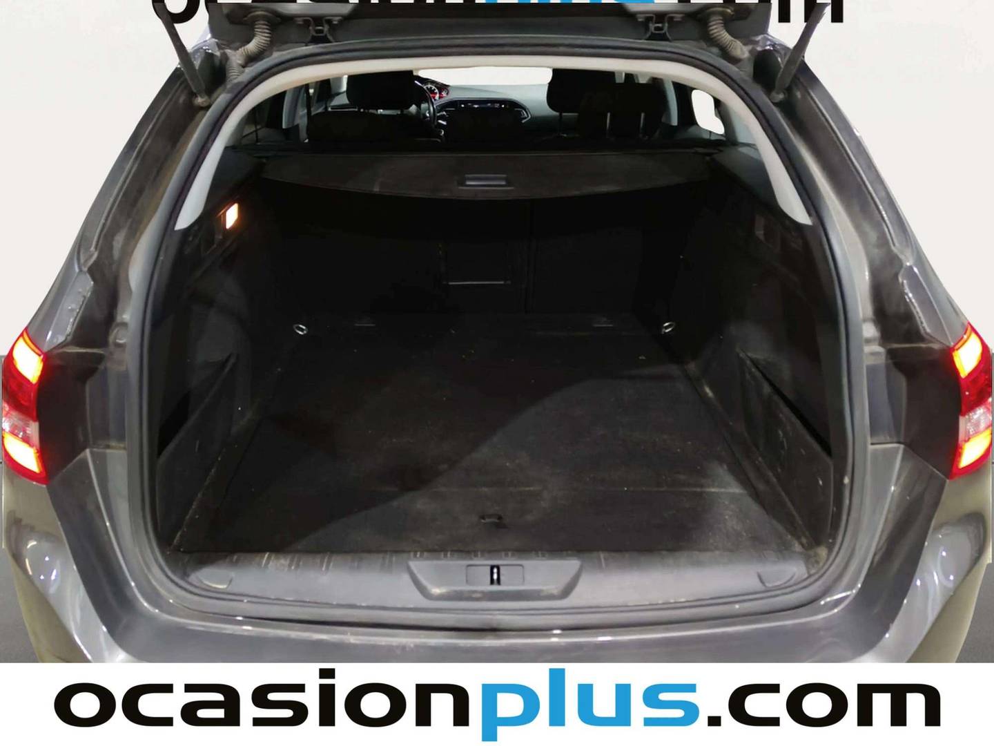 Foto Peugeot 308 Peugeot 308 SW PureTech 130 S&S Style (130 CV)