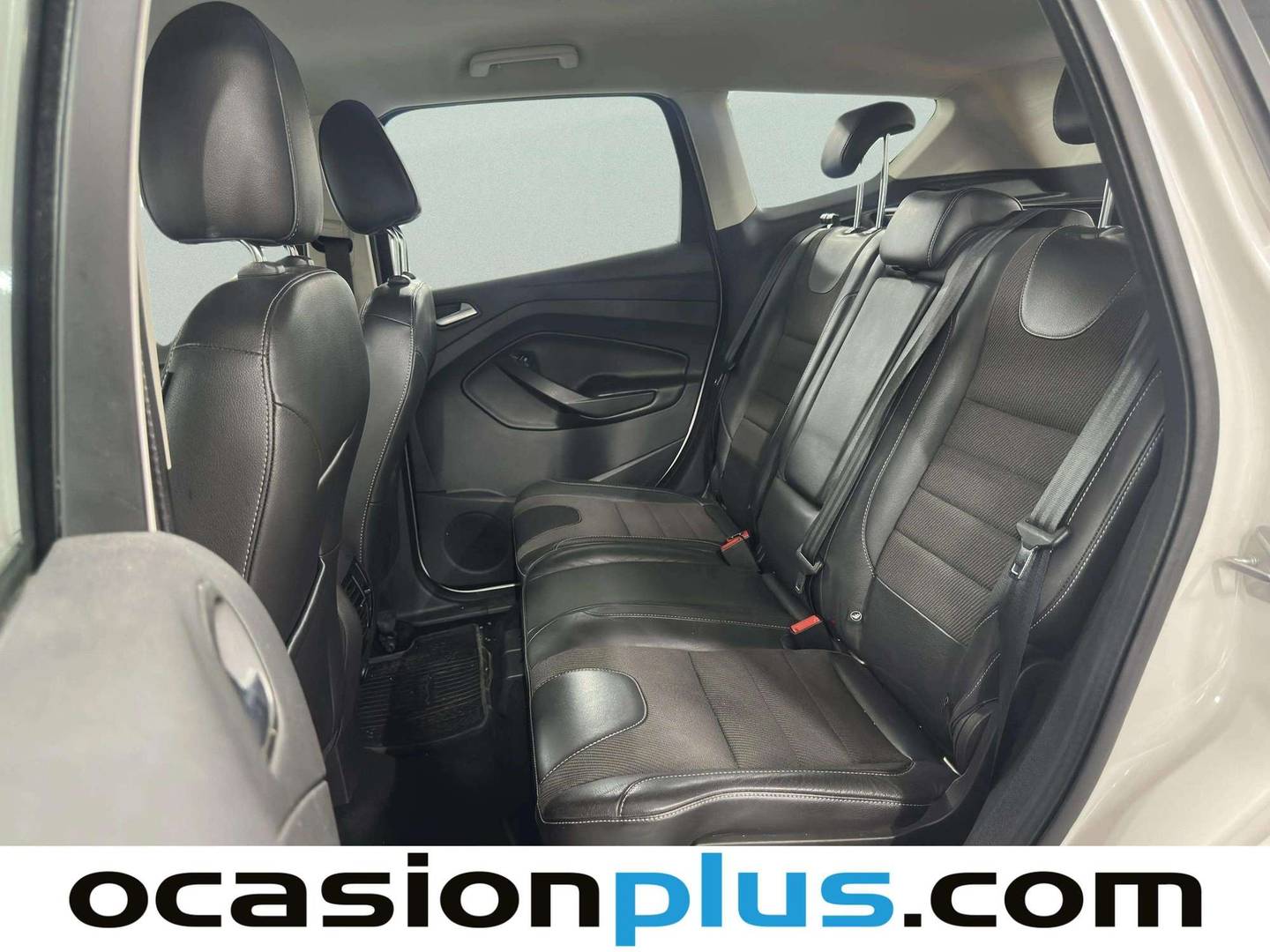 Foto asientos traseros Ford Kuga Ford Kuga 1.5 EcoBoost S&S Titanium 4x4 Auto (182 CV)