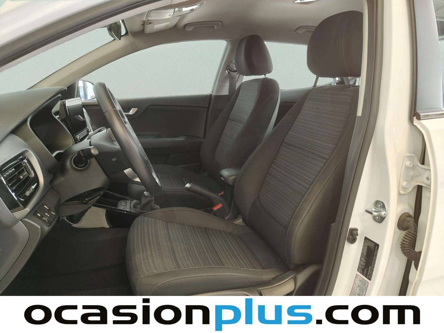Foto asientos delanteros KIA Stonic KIA Stonic 1.0 T-GDi MHEV Drive (100 CV)