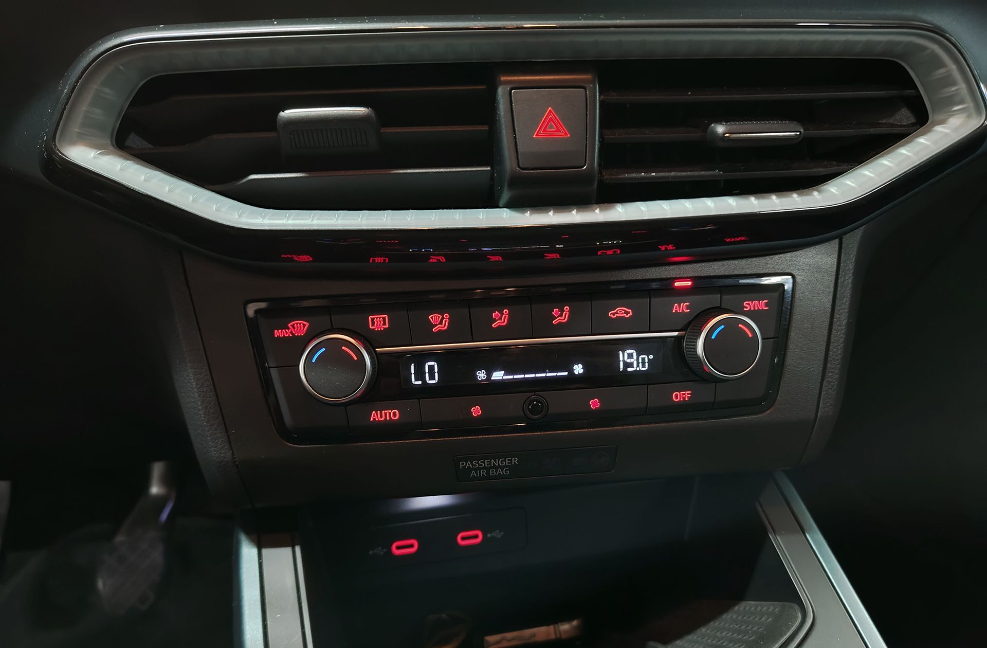 SEAT Arona 1.0 TSI Xperience XL - foto 33