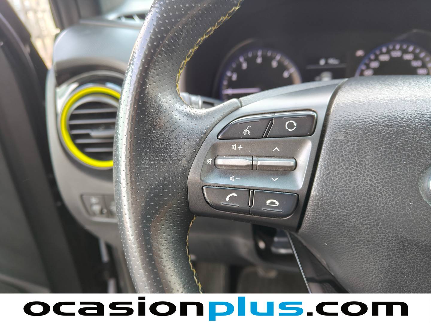 Hyundai Kona Hyundai Kona 1.0 TGDI Tecno Lime 4x2 (120 CV) seminuevo