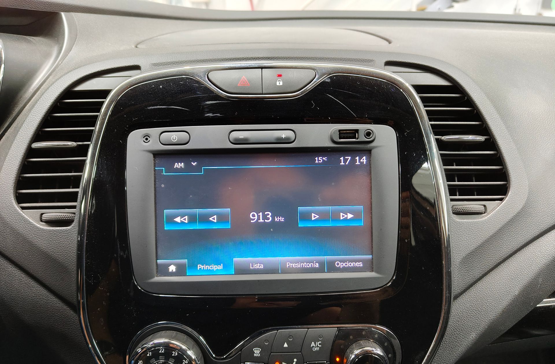 Renault Captur Zen Energy TCe EDC - foto 28