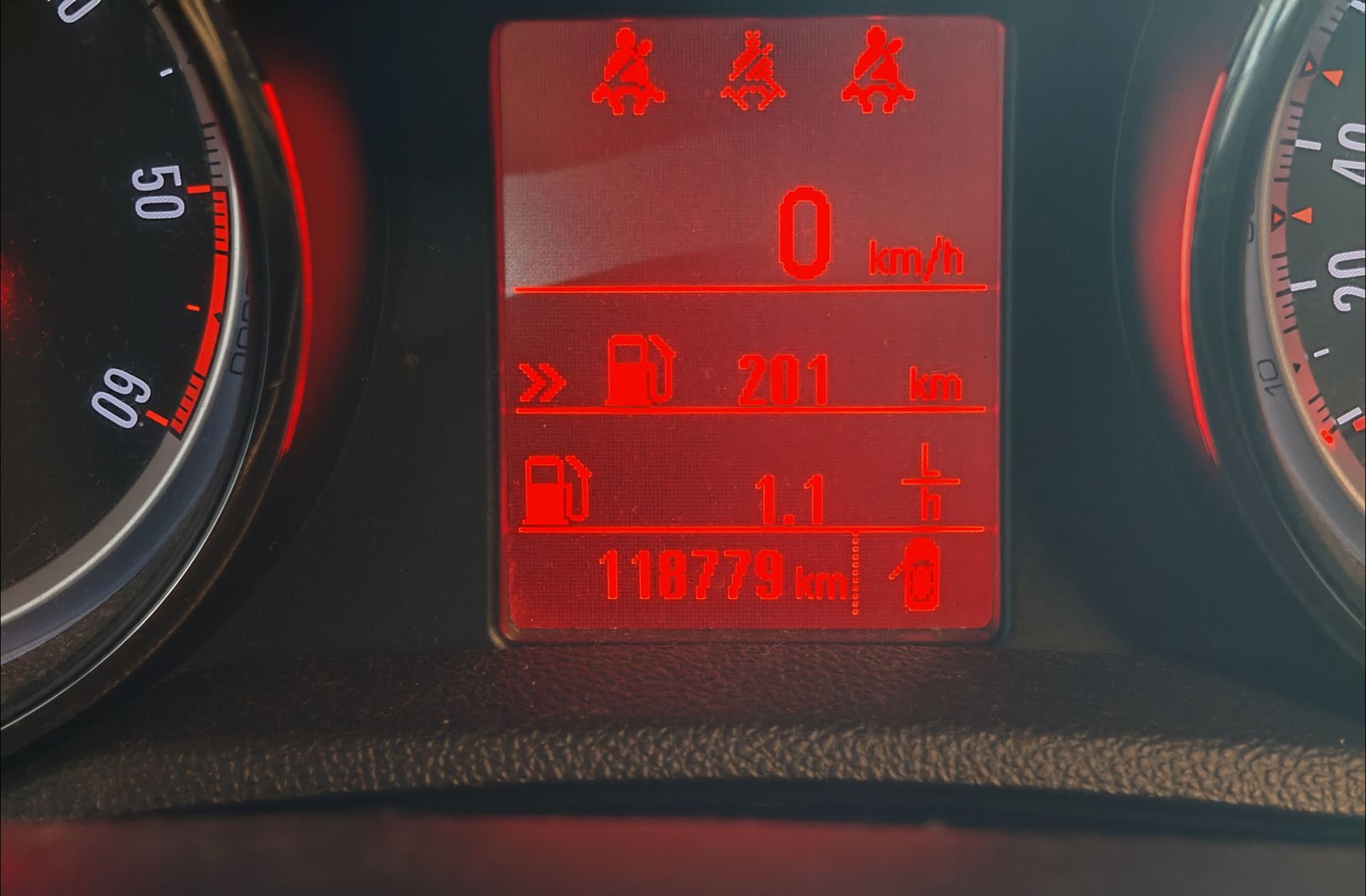 Opel Mokka 1.7 CDTi Selective 4x2 - foto 9