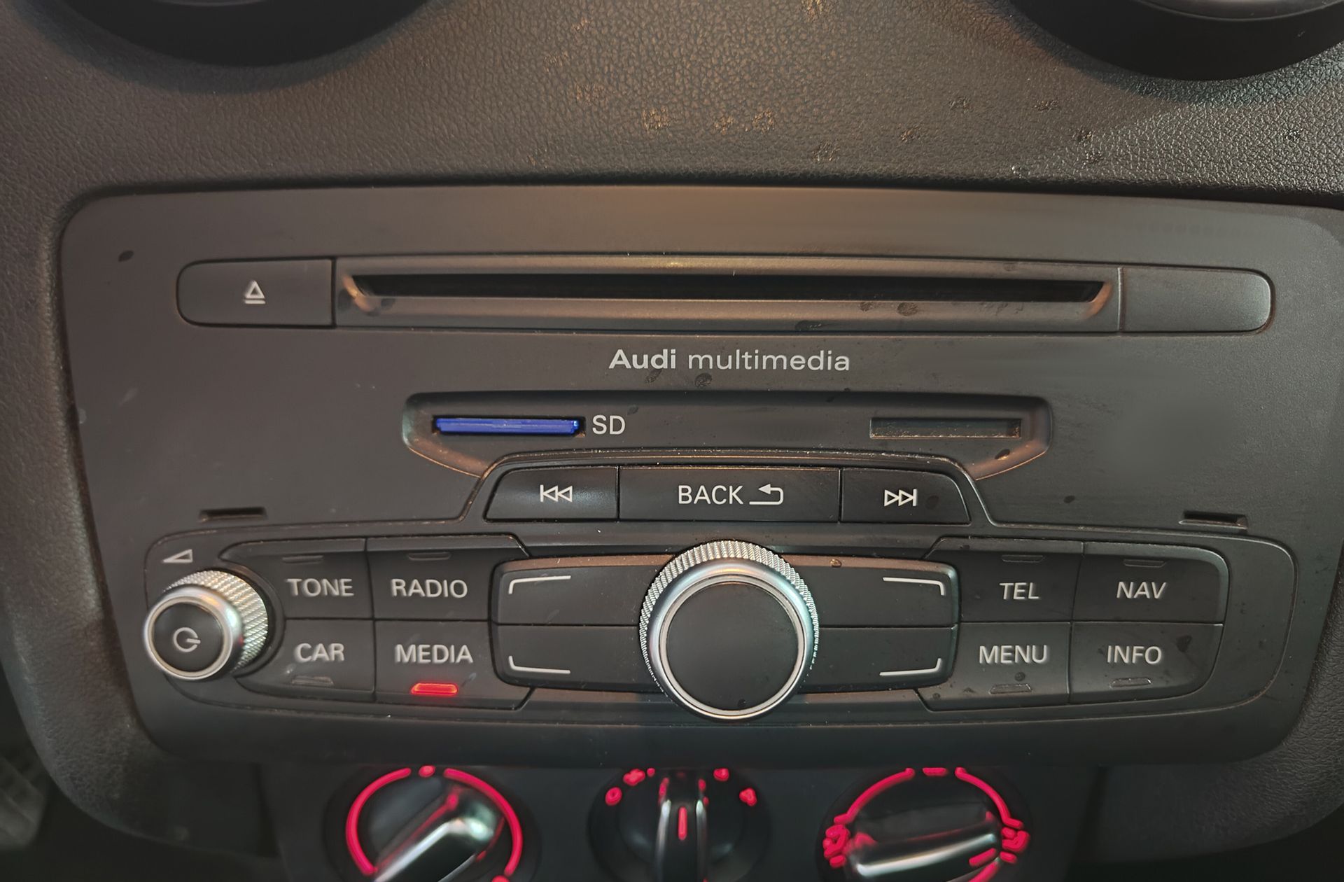 Audi A1 Sportback Attraction 1.2 TFSI - foto 28