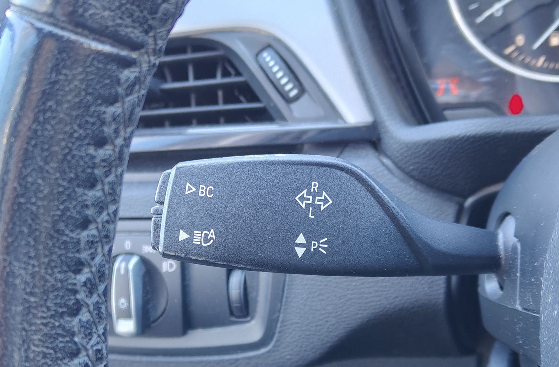 BMW X1 sDrive18d - foto 24
