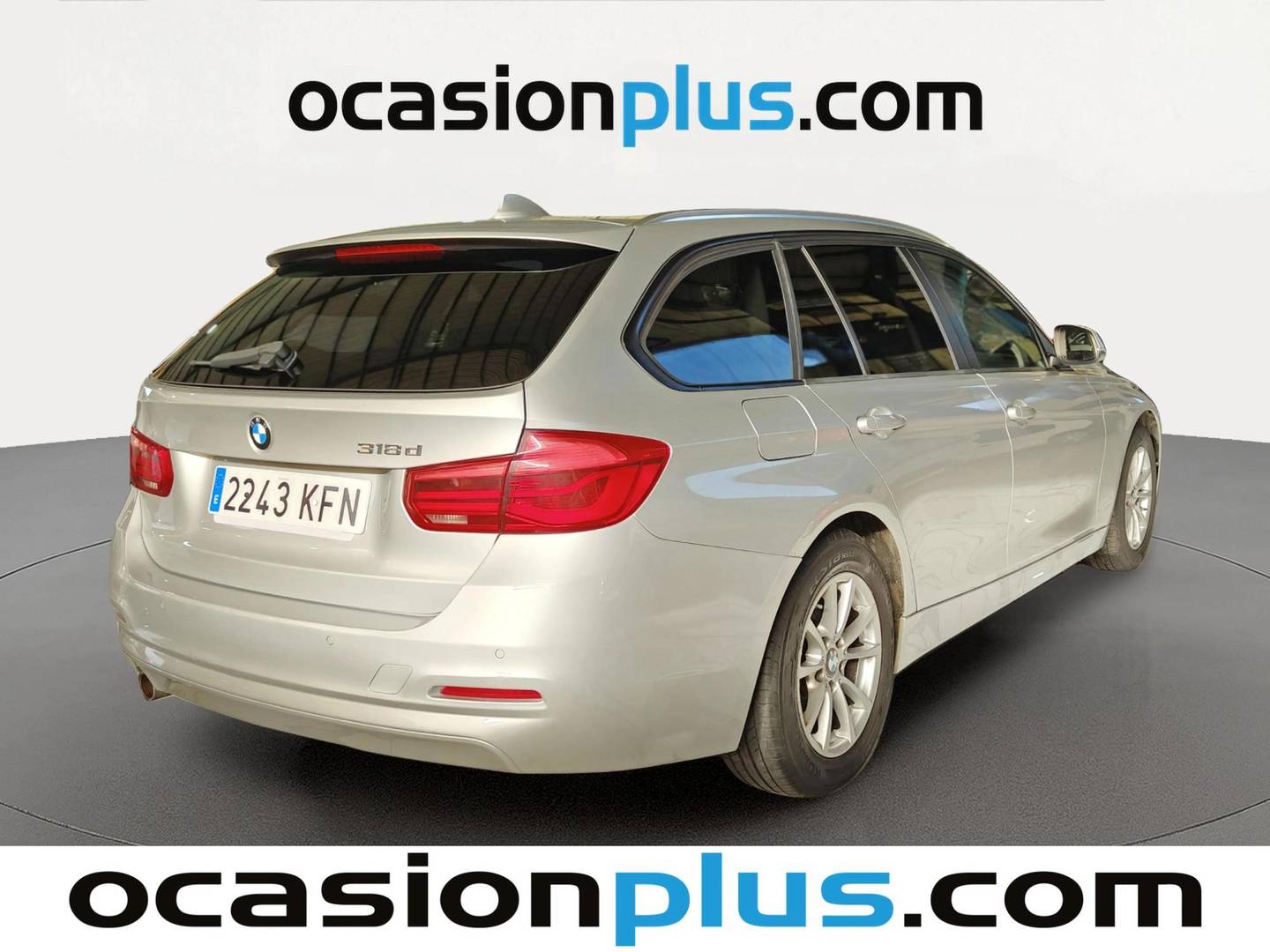 Foto trasera BMW Serie 3 BMW Serie 3 318d Touring (150 CV) derecha
