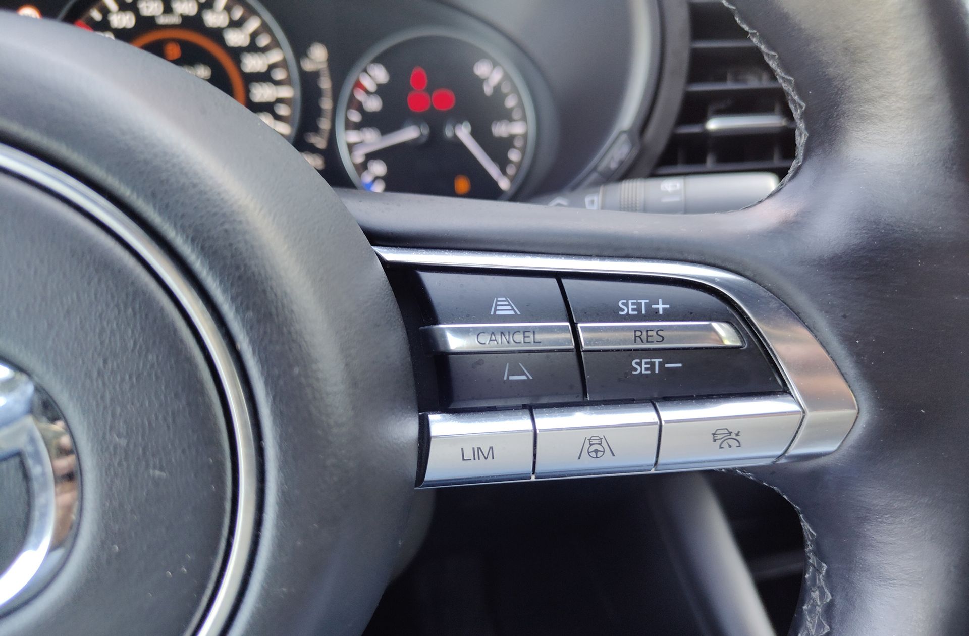 Mazda3 2.0 e-Skyactiv-X Zenith Safety Black - foto 31