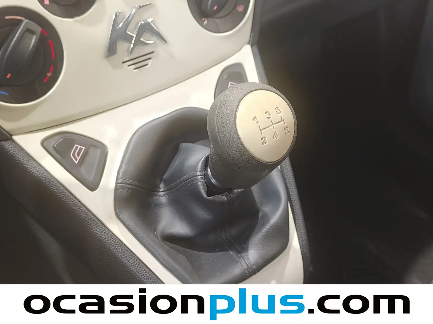 Foto Ford Ka Ford Ka 1.2 Duratec S&S Urban (69 CV)