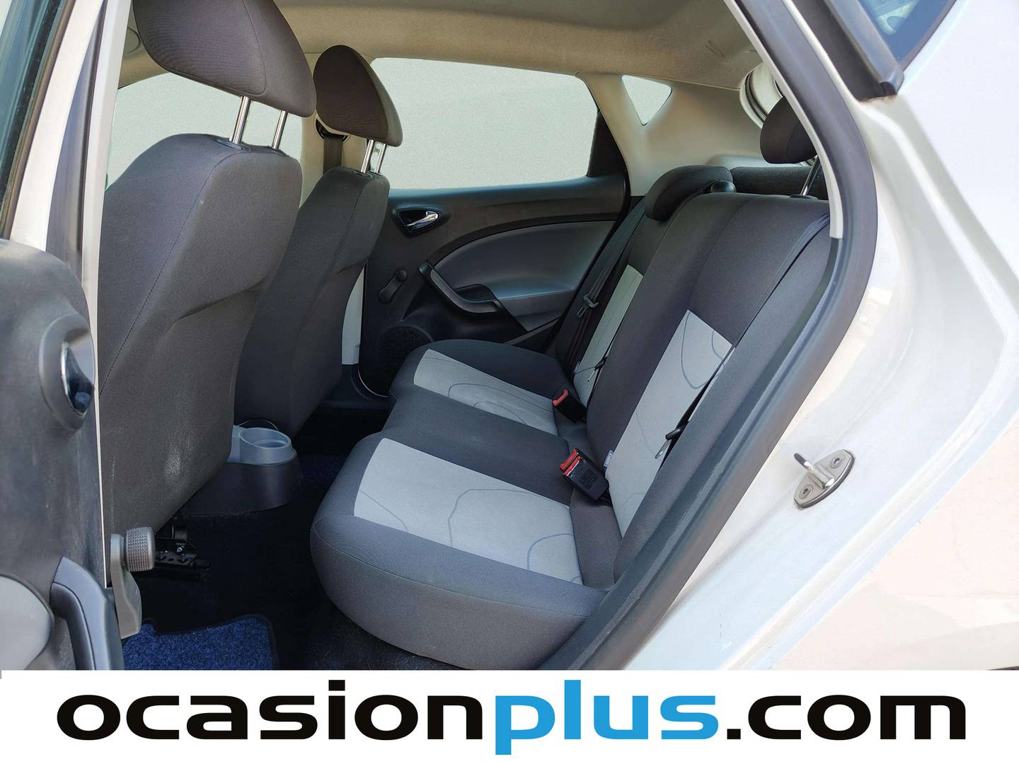 Foto asientos traseros Seat Ibiza Seat Ibiza 1.2 TDI Reference (75 CV)