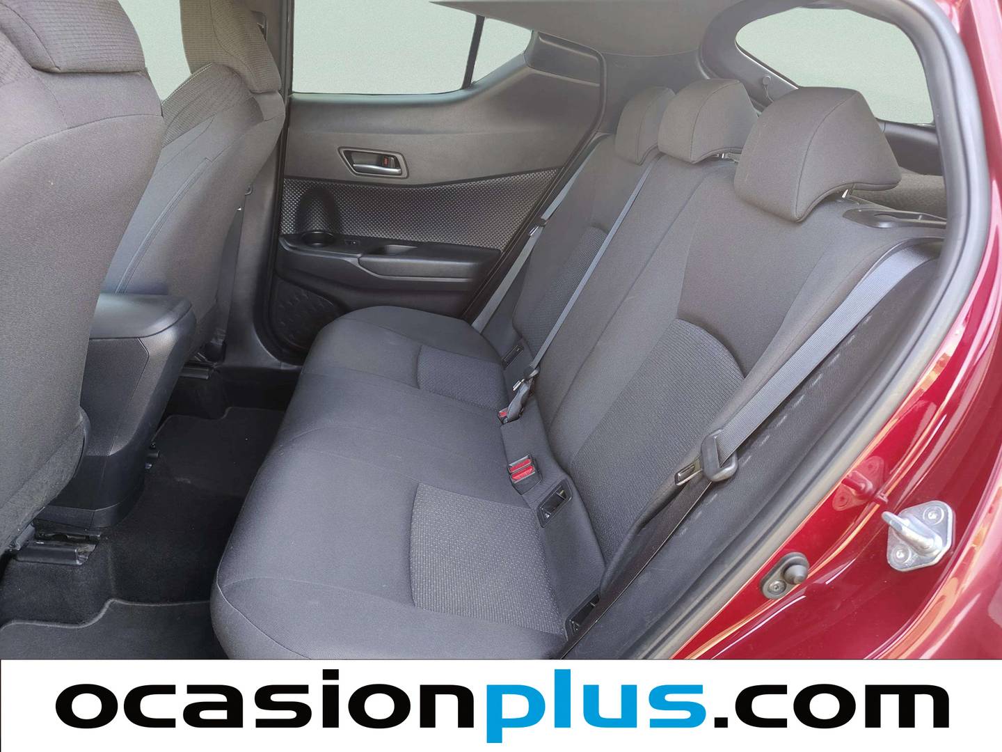 Foto asientos traseros Toyota C-HR Toyota C-HR 1.8 125H Advance (122 CV)